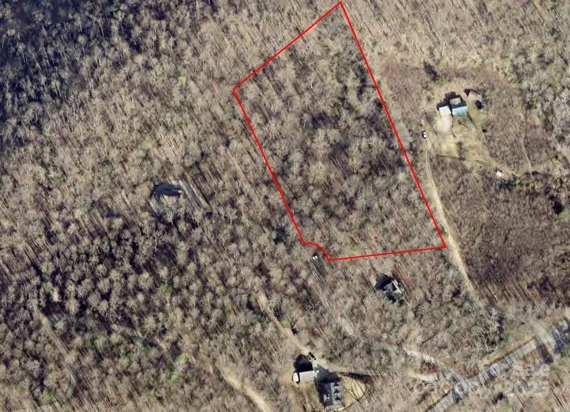 000 Orchard Mountain Road Property Photo 2