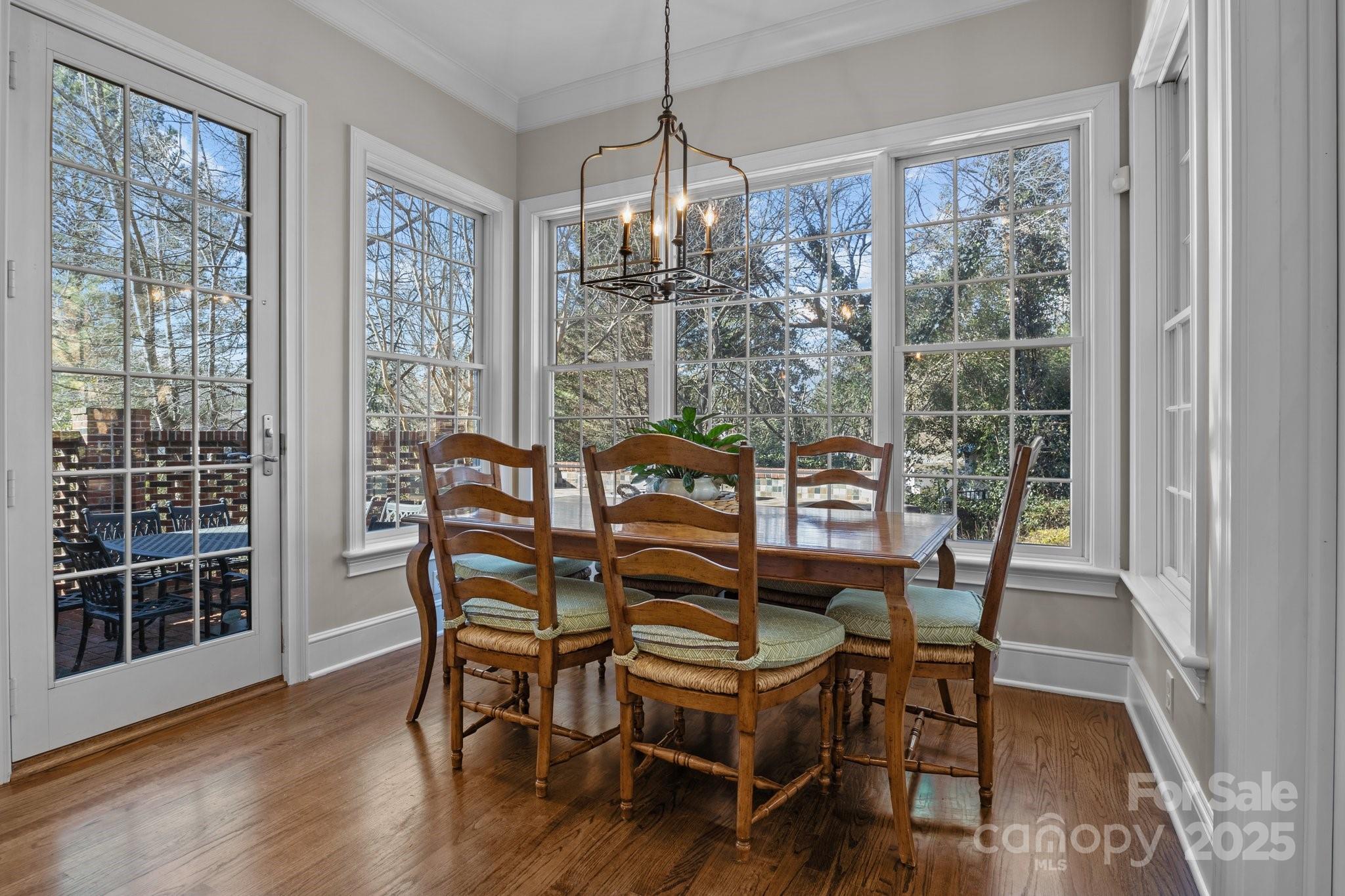 110 Lynbrook Drive Property Photo 31