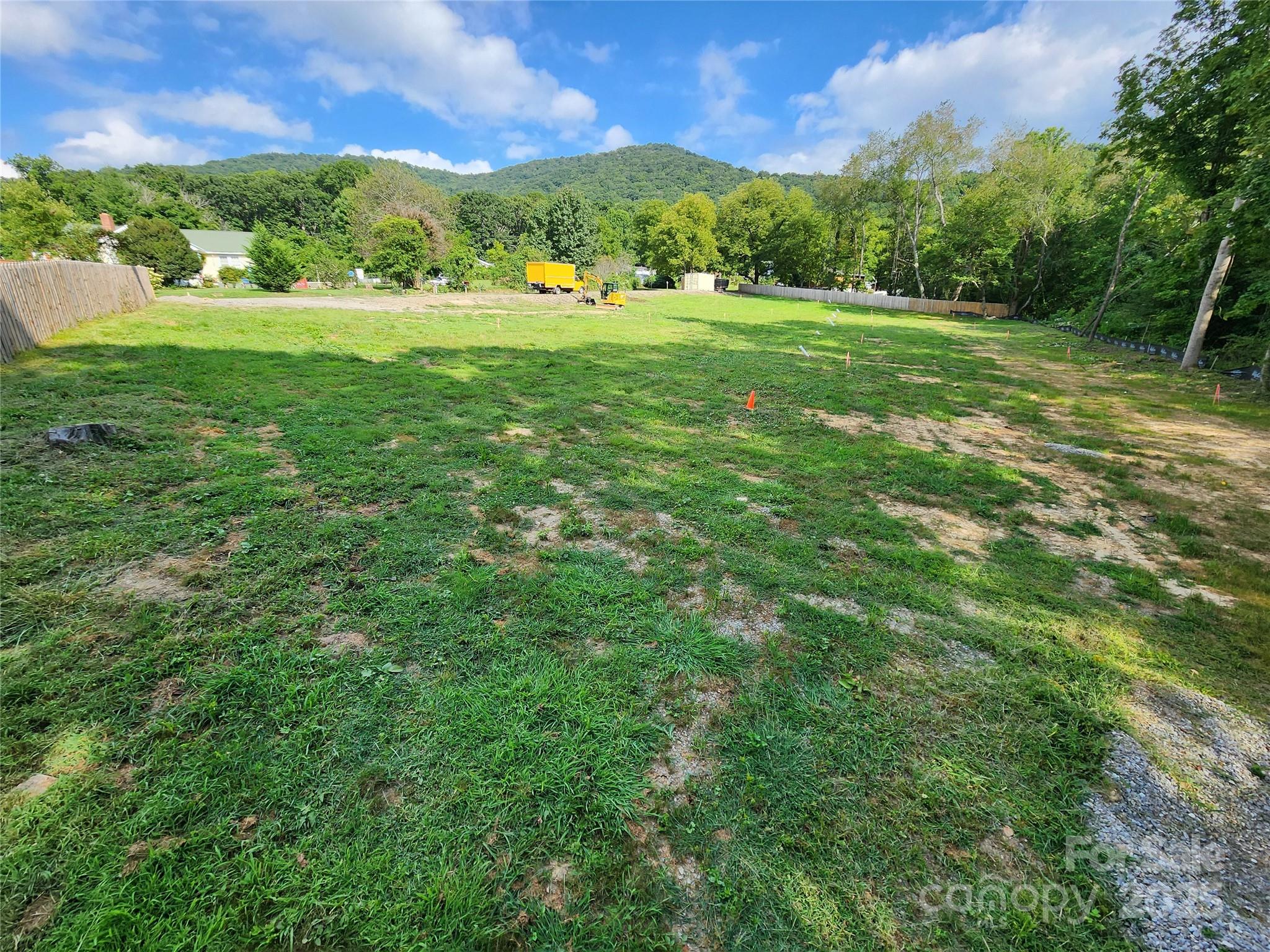 229 Edgewood Road 6 Property Photo 2