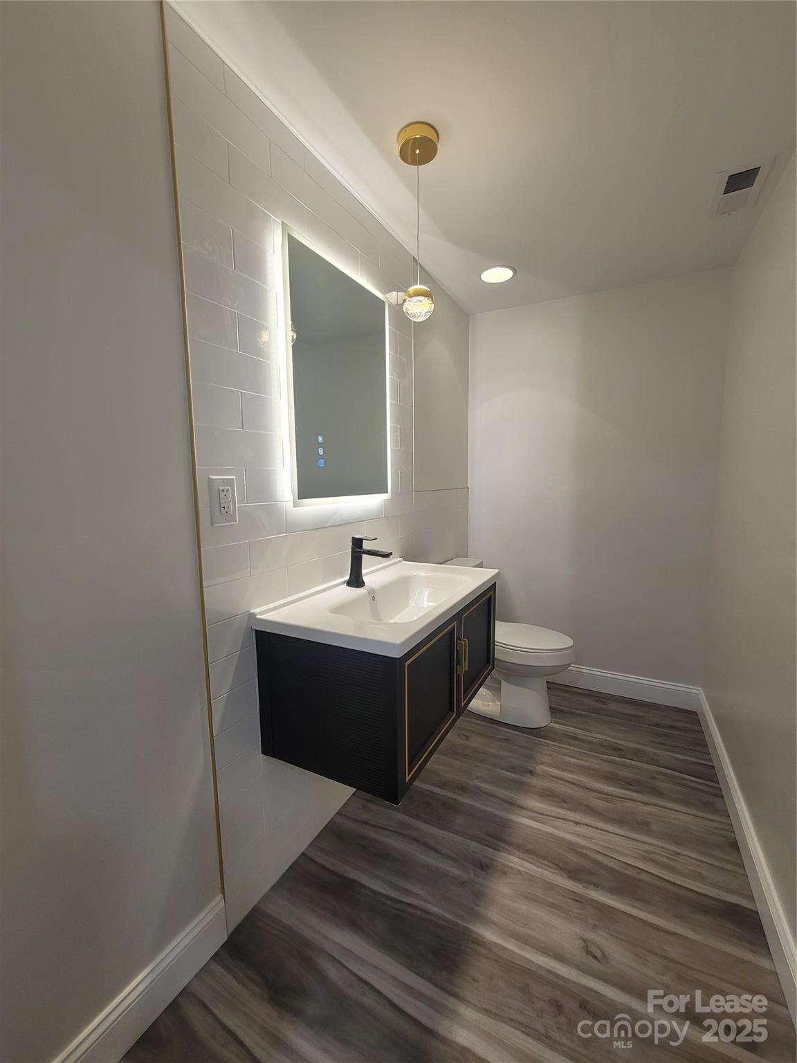109 E Charlotte Avenue Property Photo 10
