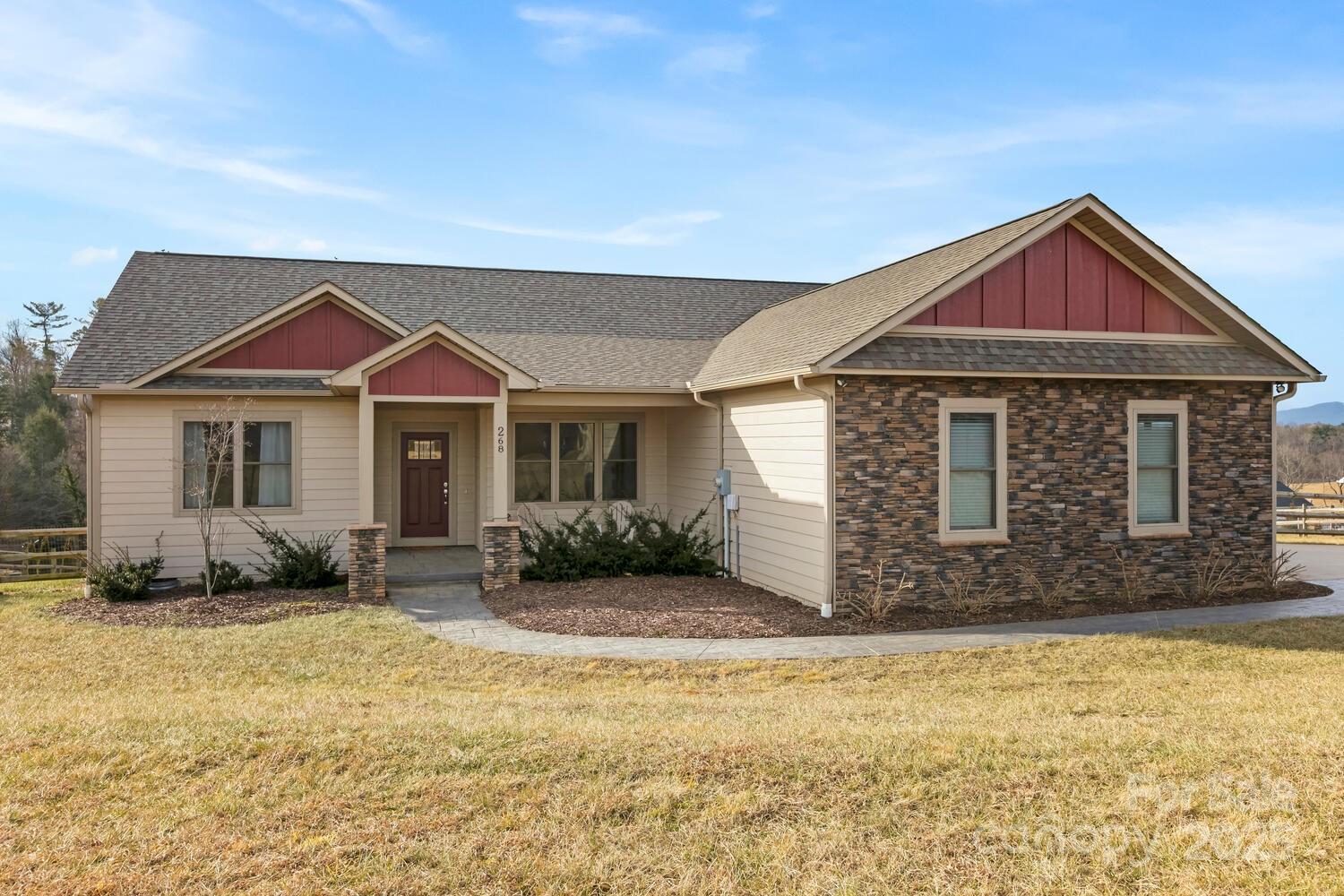 Amazing Acres Real Estate Listings Main Image