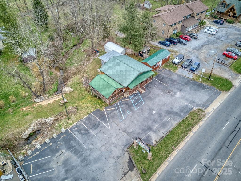 2052 Dellwood Road Property Photo 9