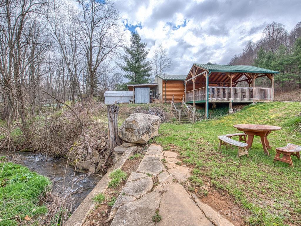 2052 Dellwood Road Property Photo 15