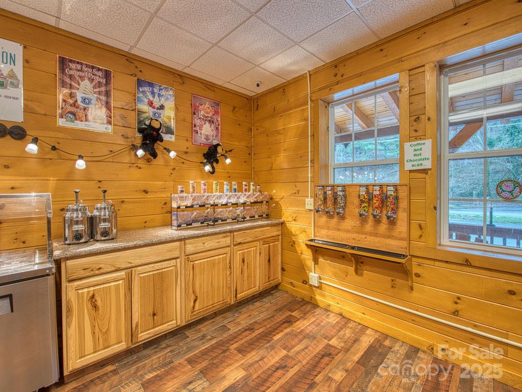 2052 Dellwood Road Property Photo 28