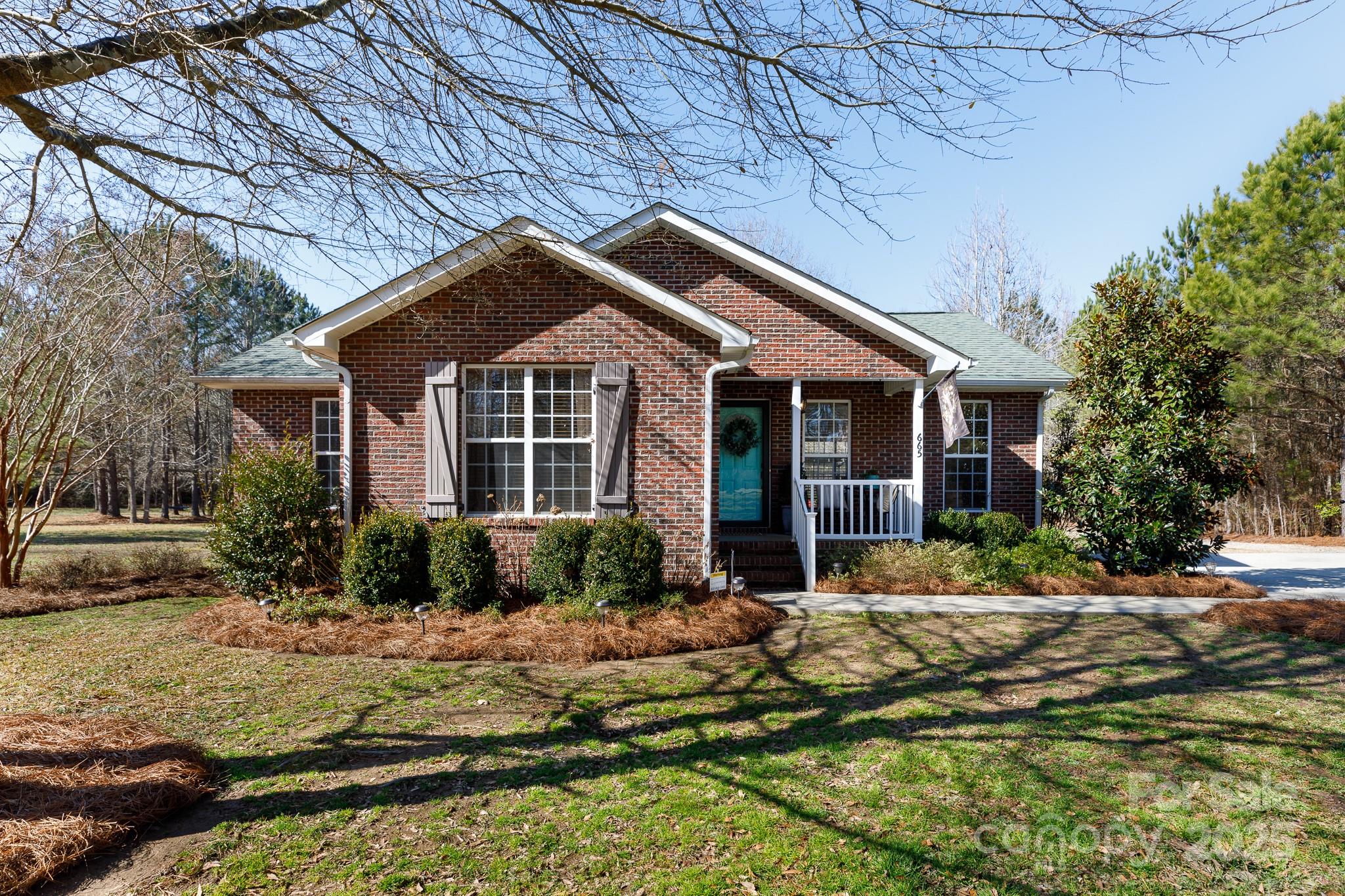 665 Edwards Road Property Photo