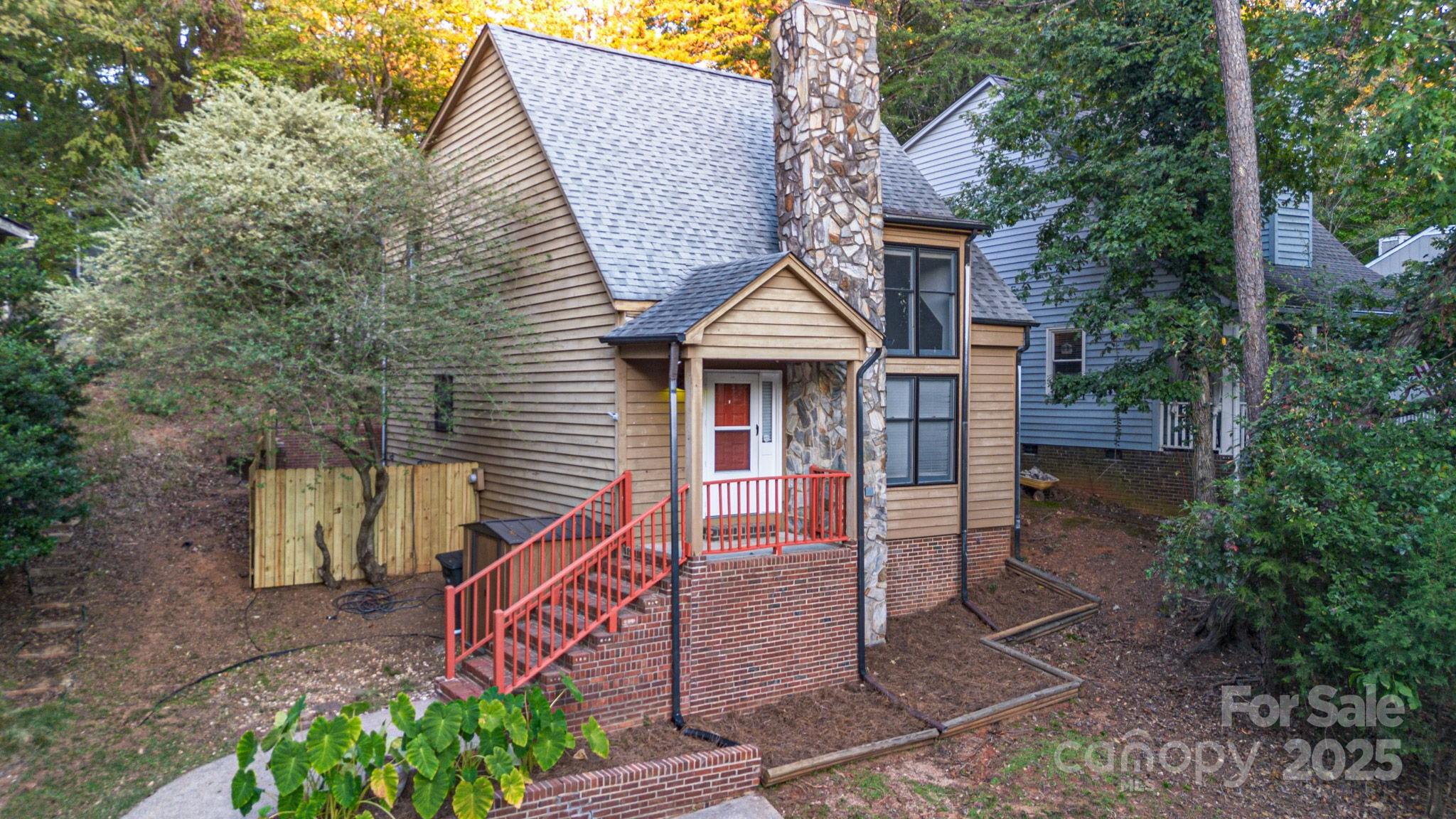 27097 Cove Lane Property Photo