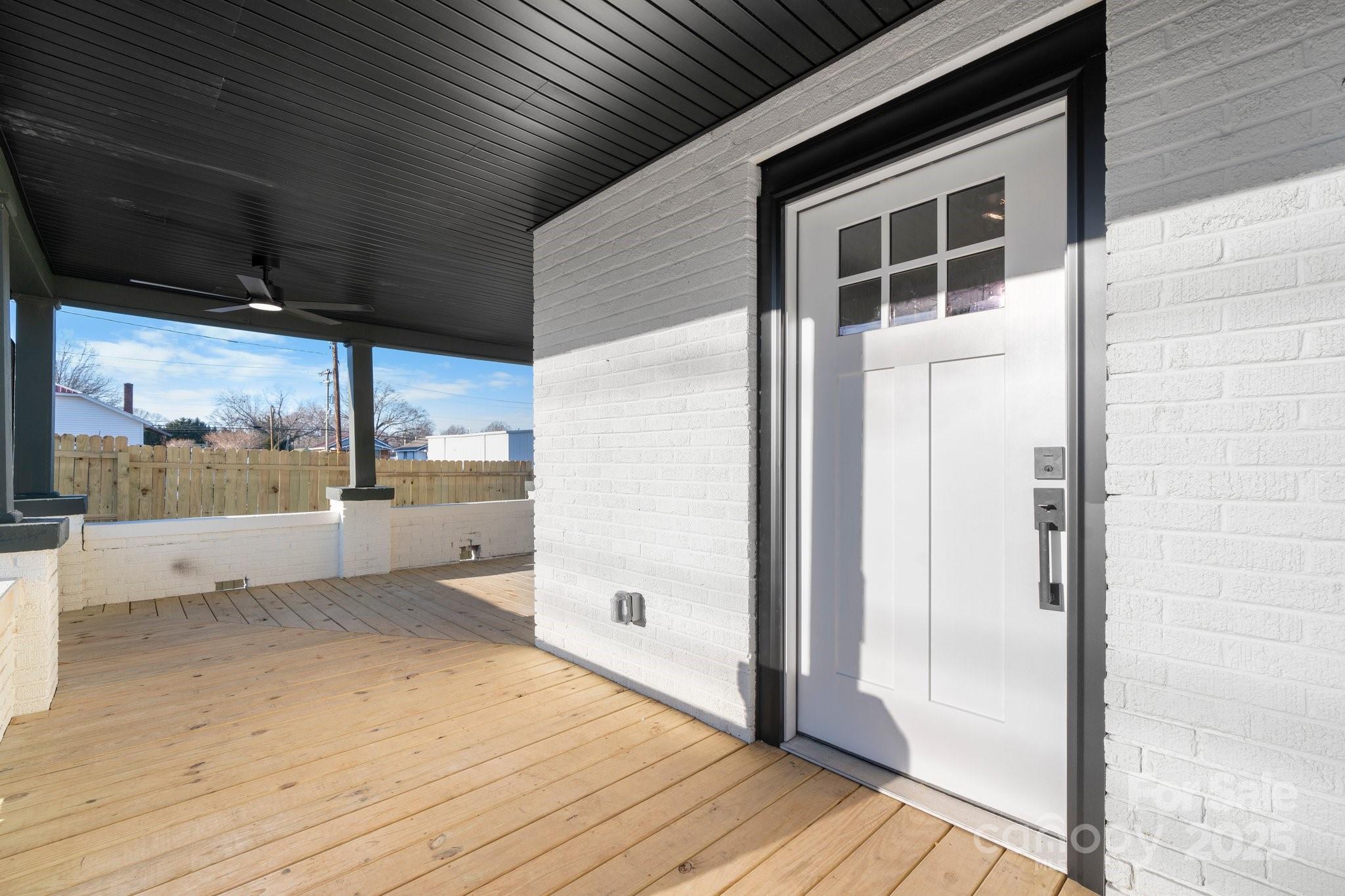 49 8th Street Property Photo 6