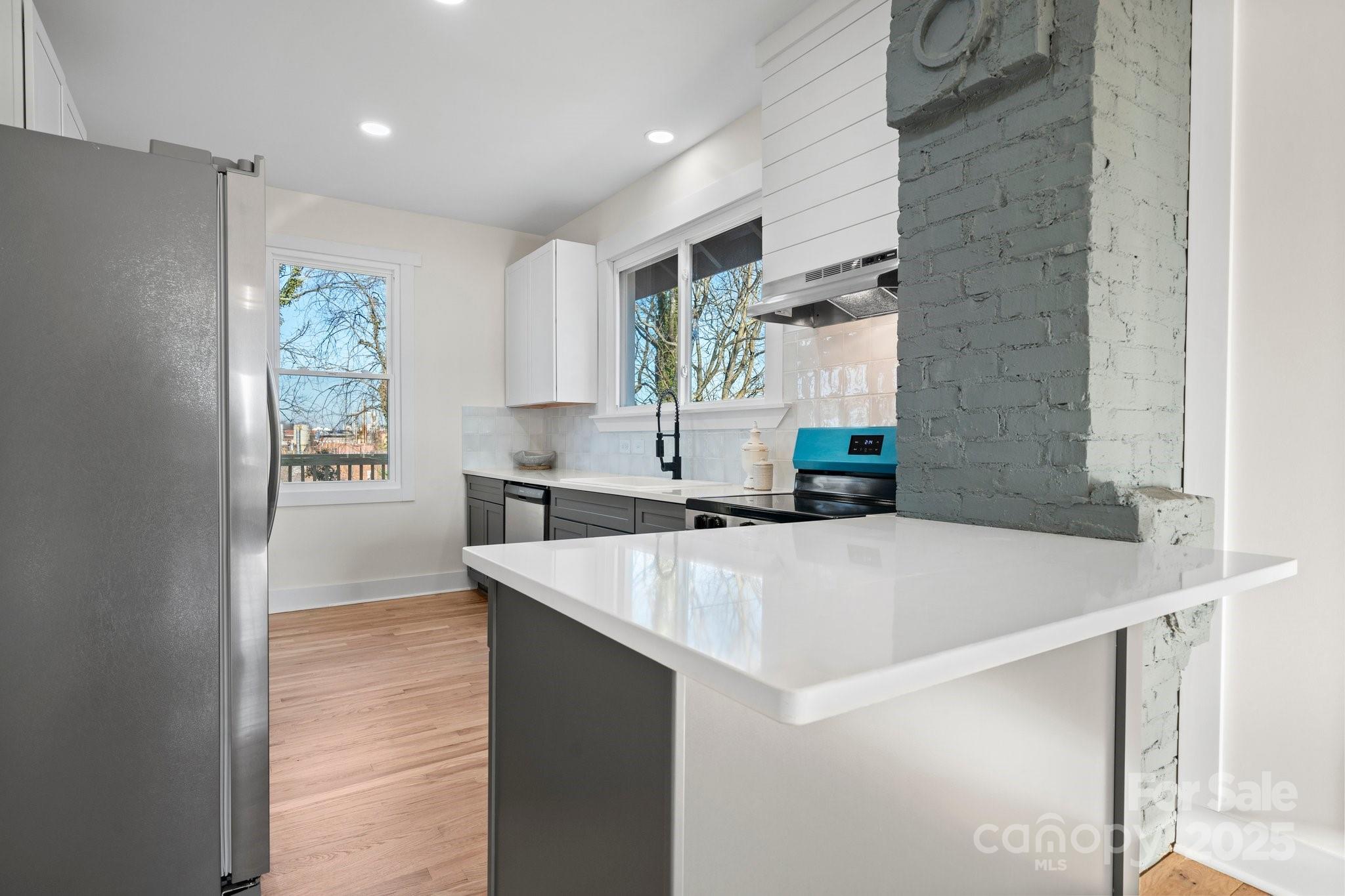 49 8th Street Property Photo 15