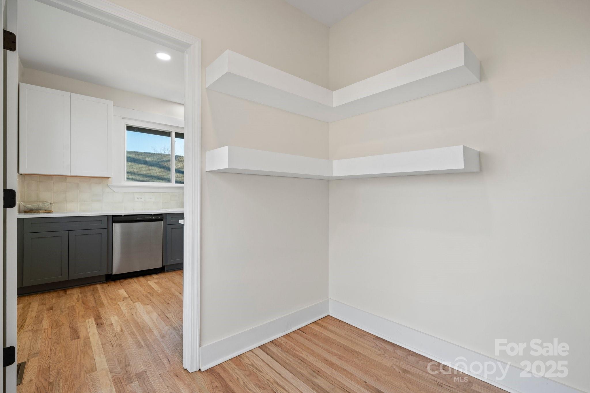 49 8th Street Property Photo 20
