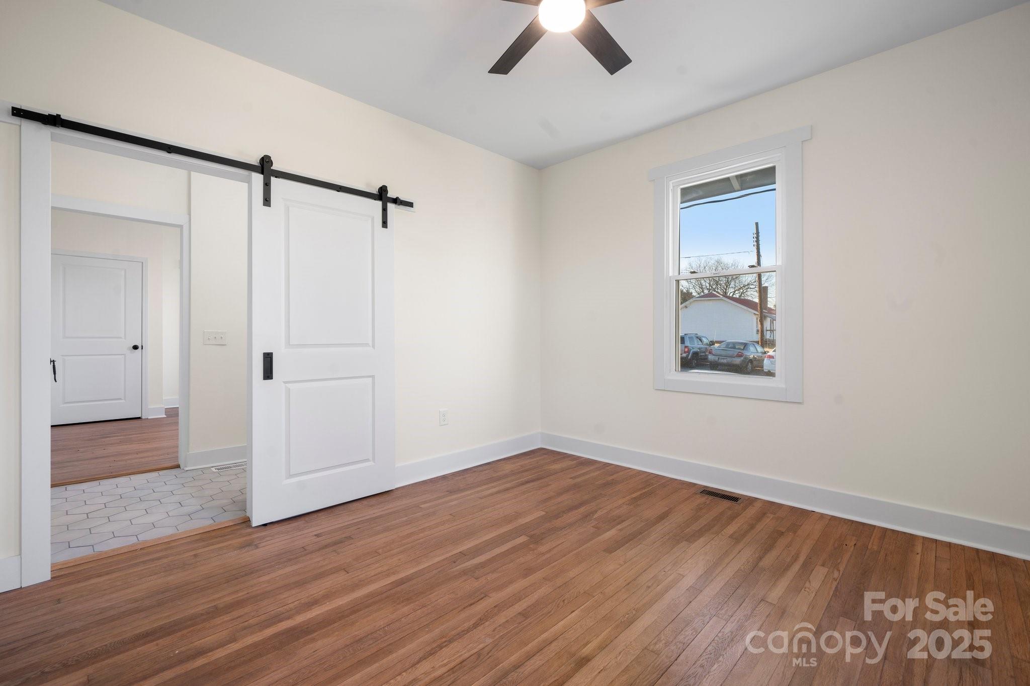 49 8th Street Property Photo 32