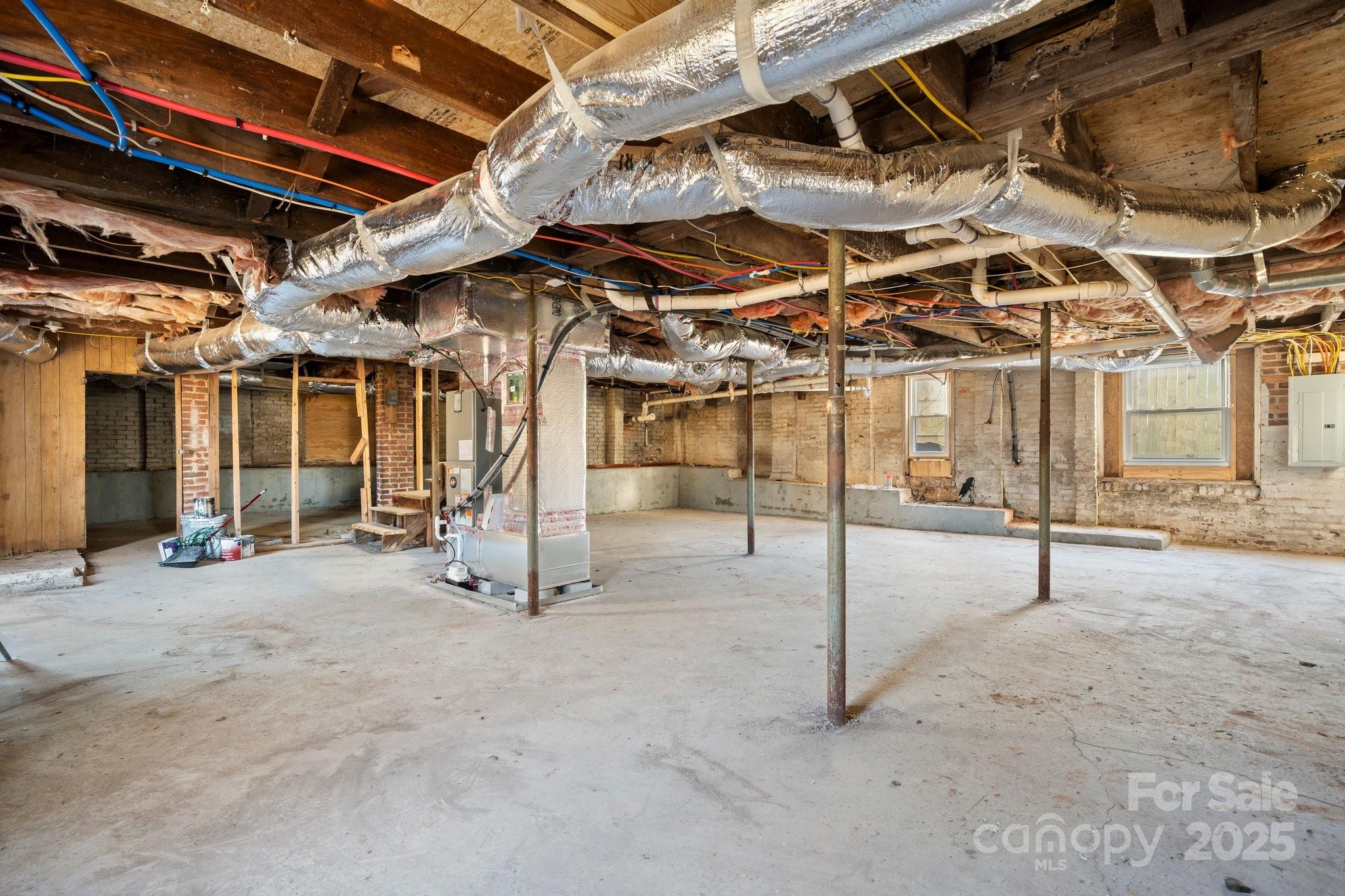 49 8th Street Property Photo 40