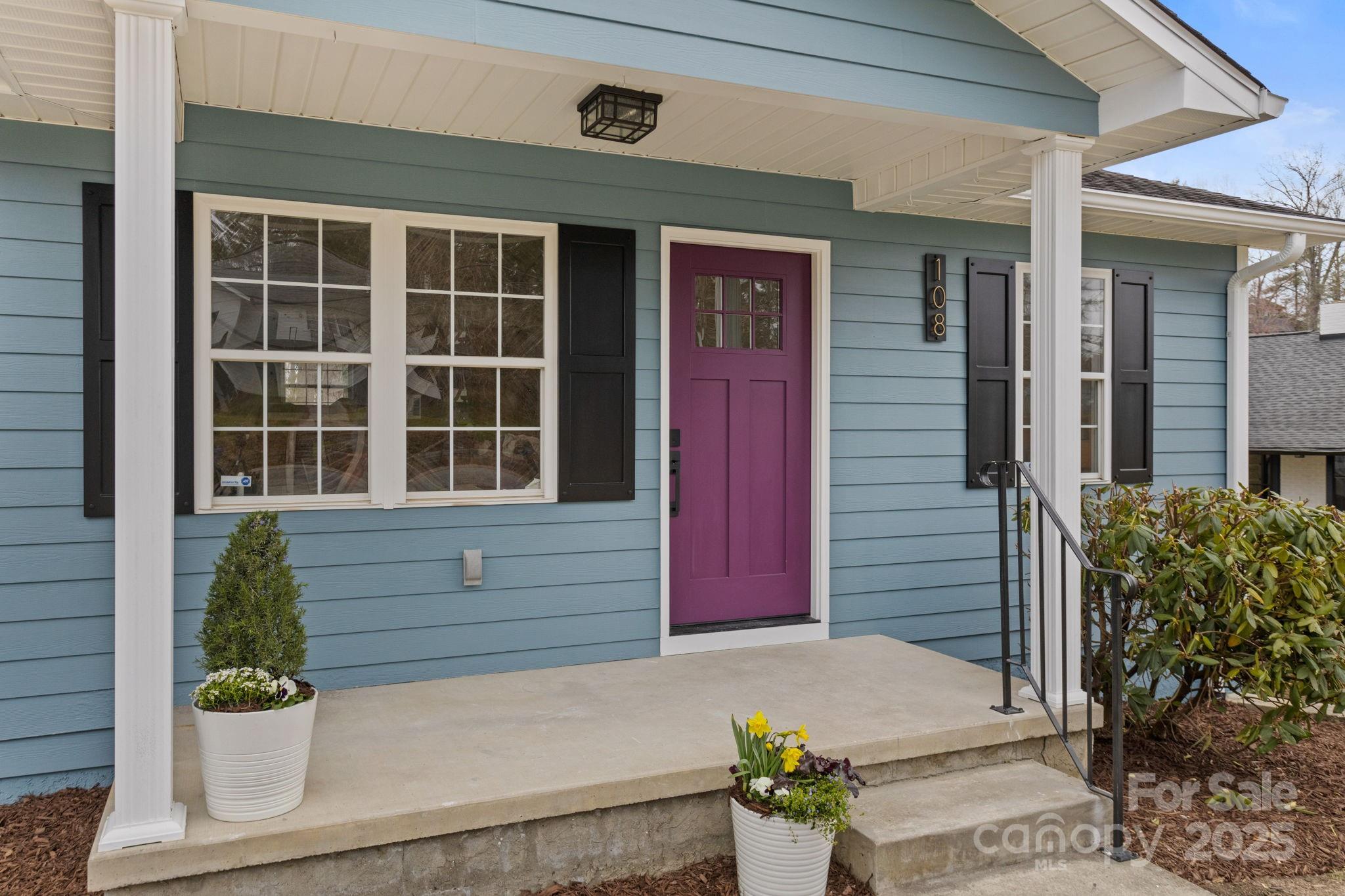 108 S Justice Street Property Photo