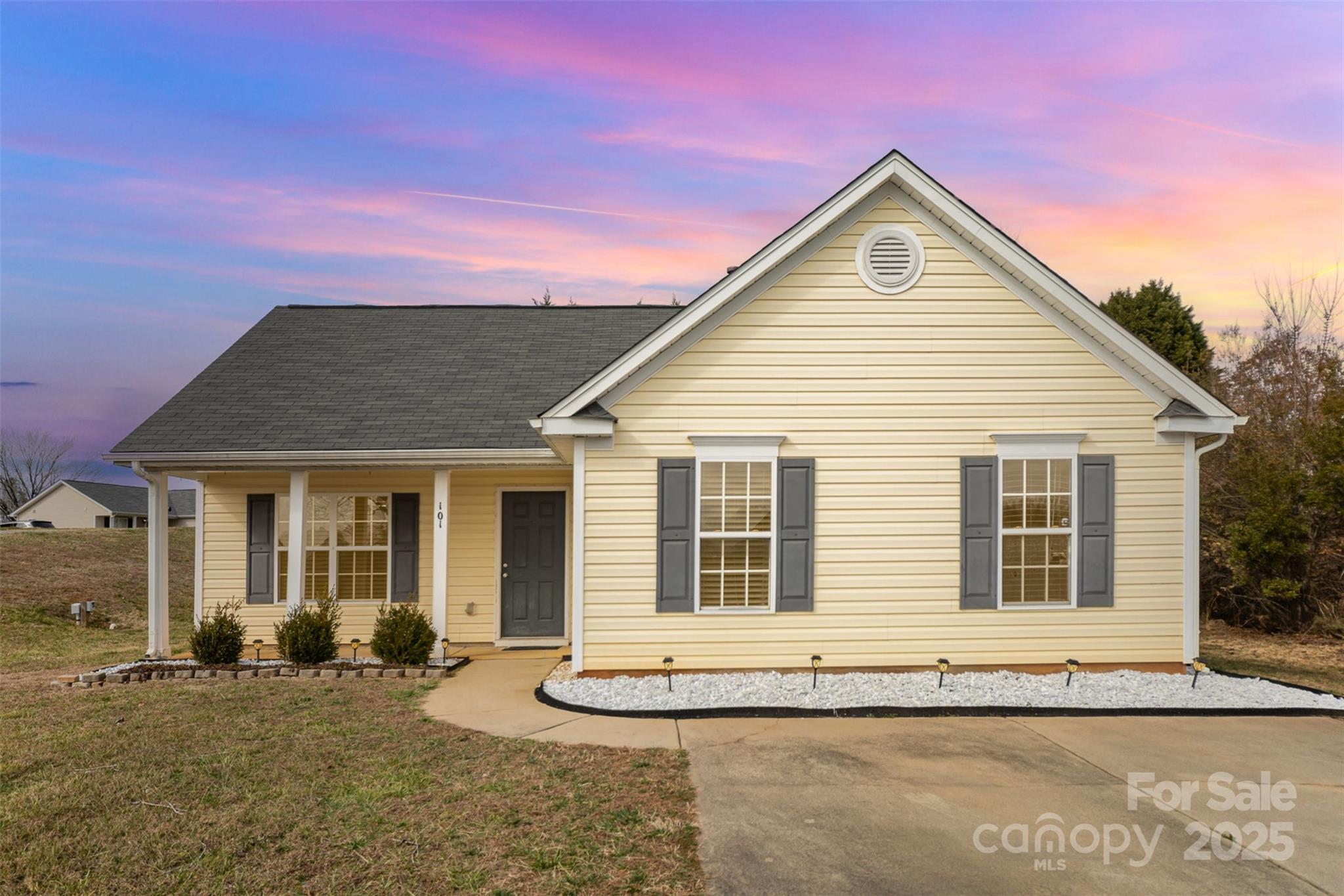 Autumn Woods Real Estate Listings Main Image