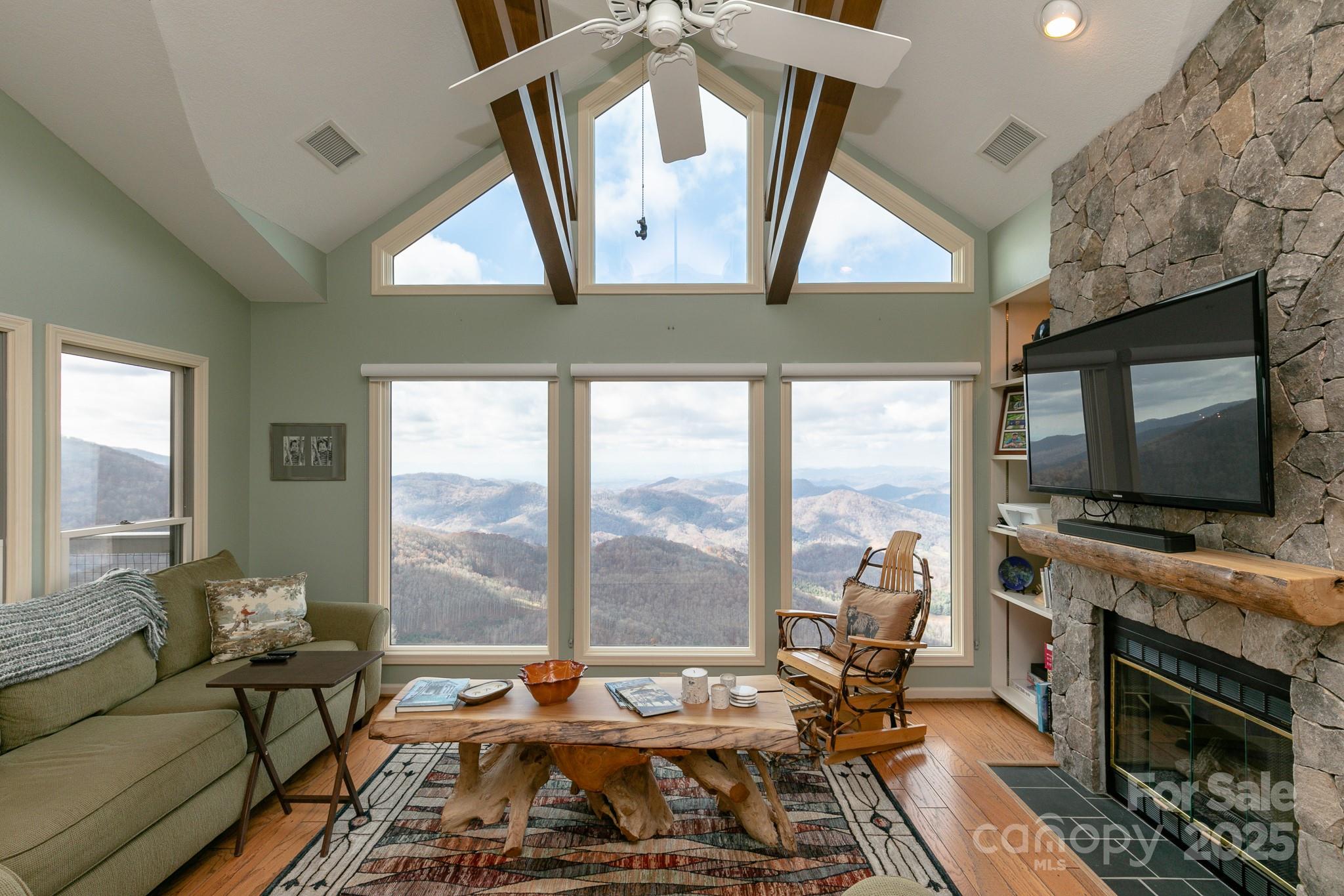 140 Slickrock Road F/1 Property Photo
