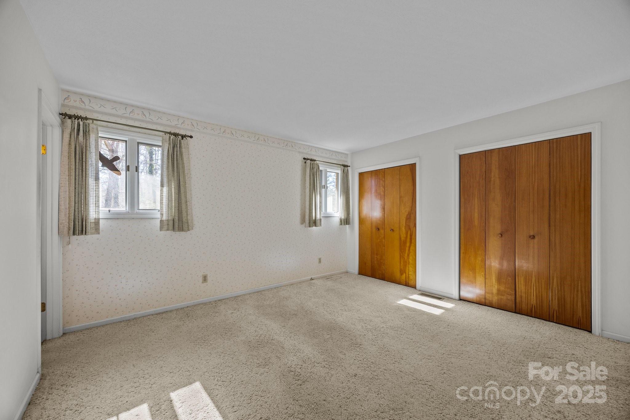 4 Dunleer Lane Property Photo 32