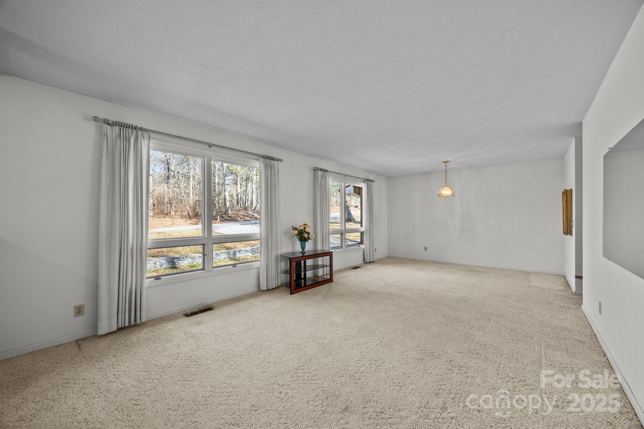 4 Dunleer Lane Property Photo 36