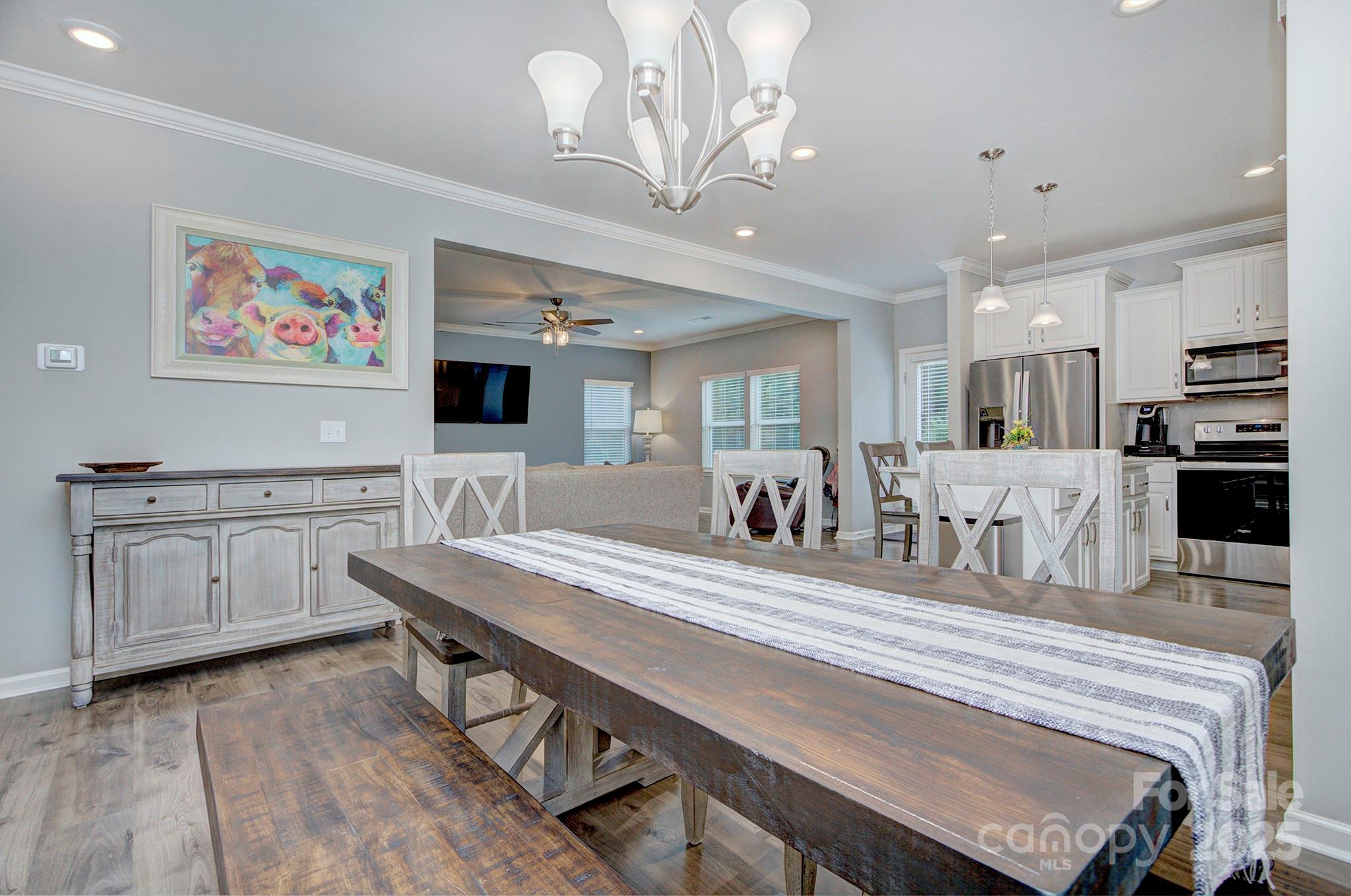 1244 Scotch Meadows Loop Property Photo 7