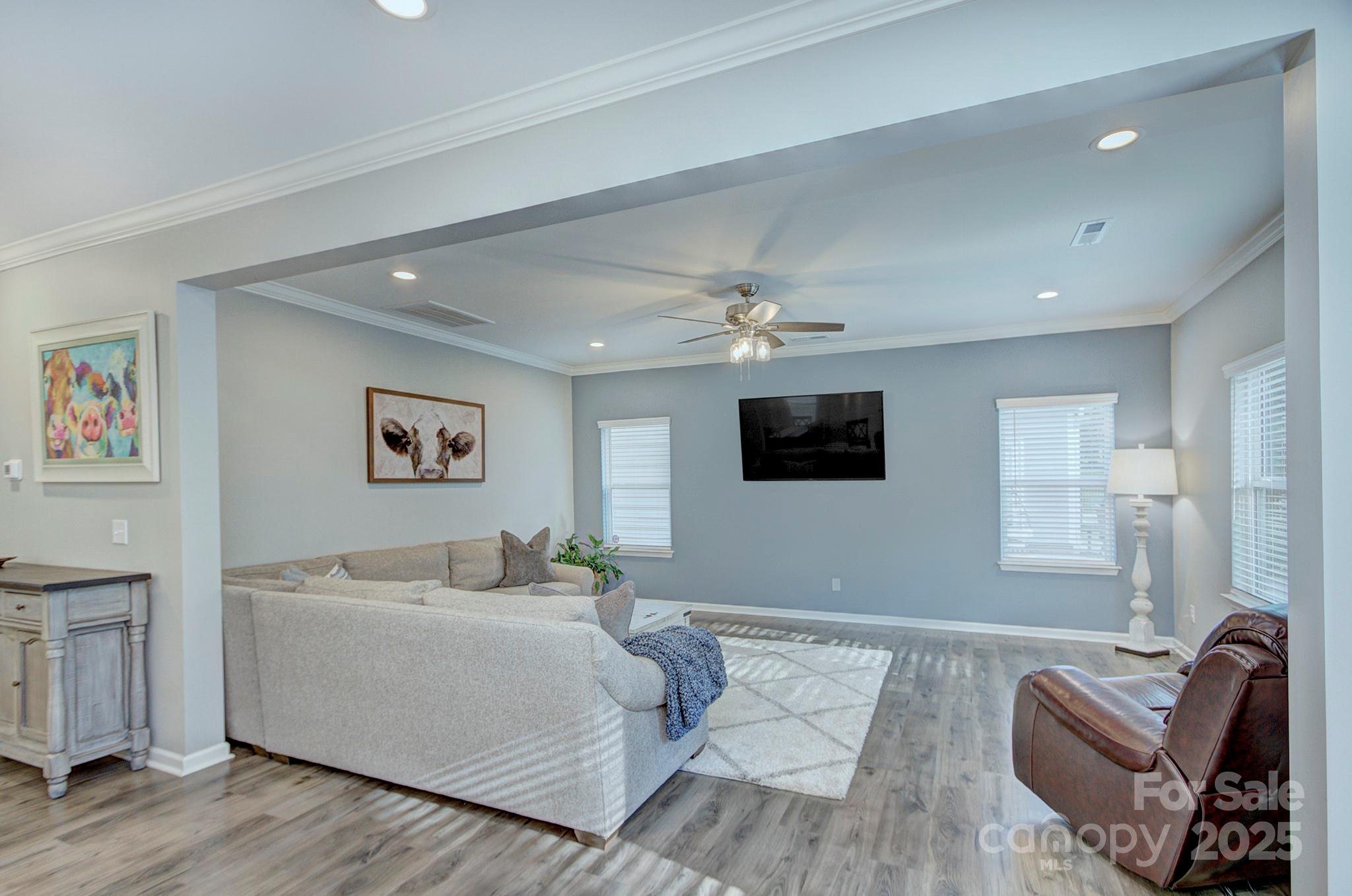 1244 Scotch Meadows Loop Property Photo 11