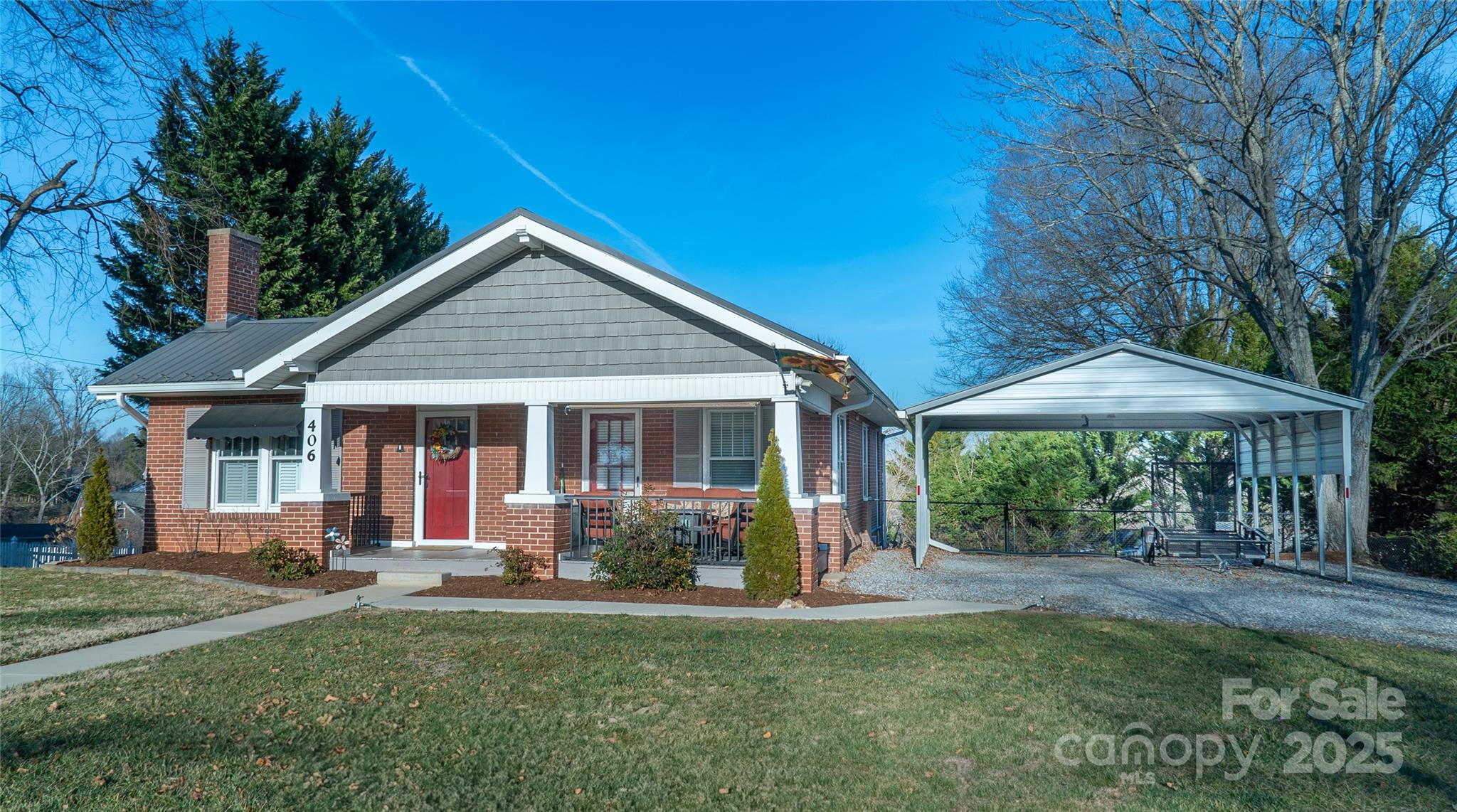 406 Lenoir Street Property Photo