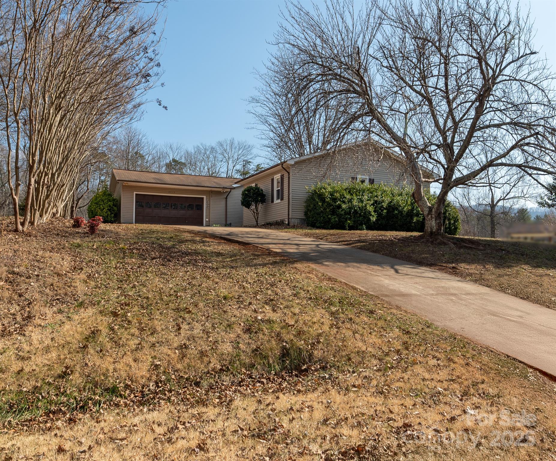 2713 Farmland Acres Road Property Photo