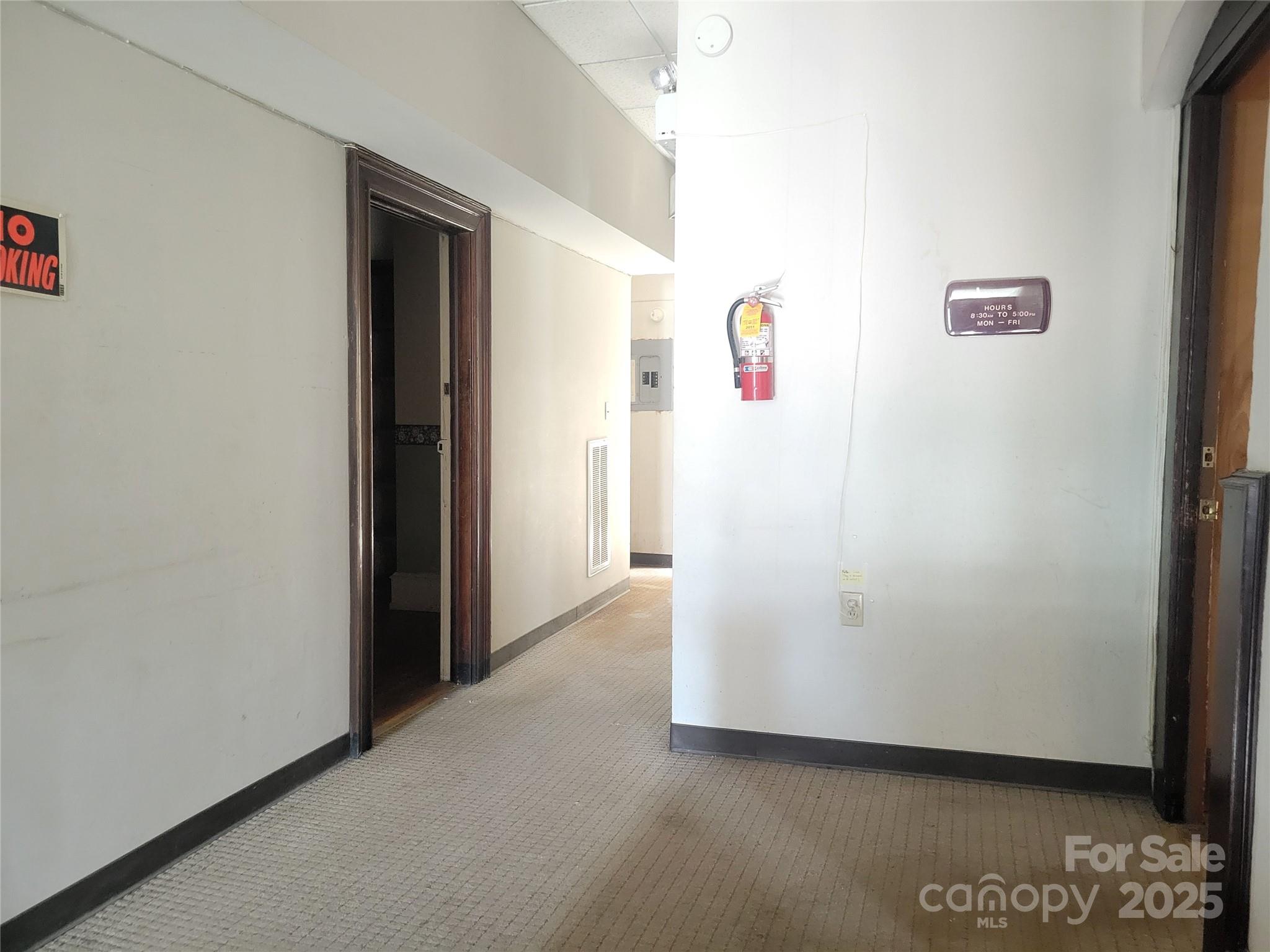 232/236 N Main Street Property Photo 30