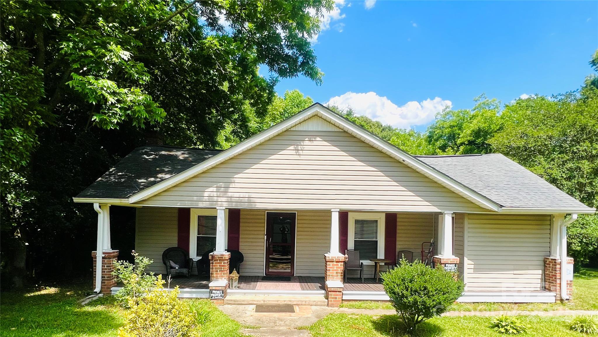 35 Marsh Avenue Property Photo