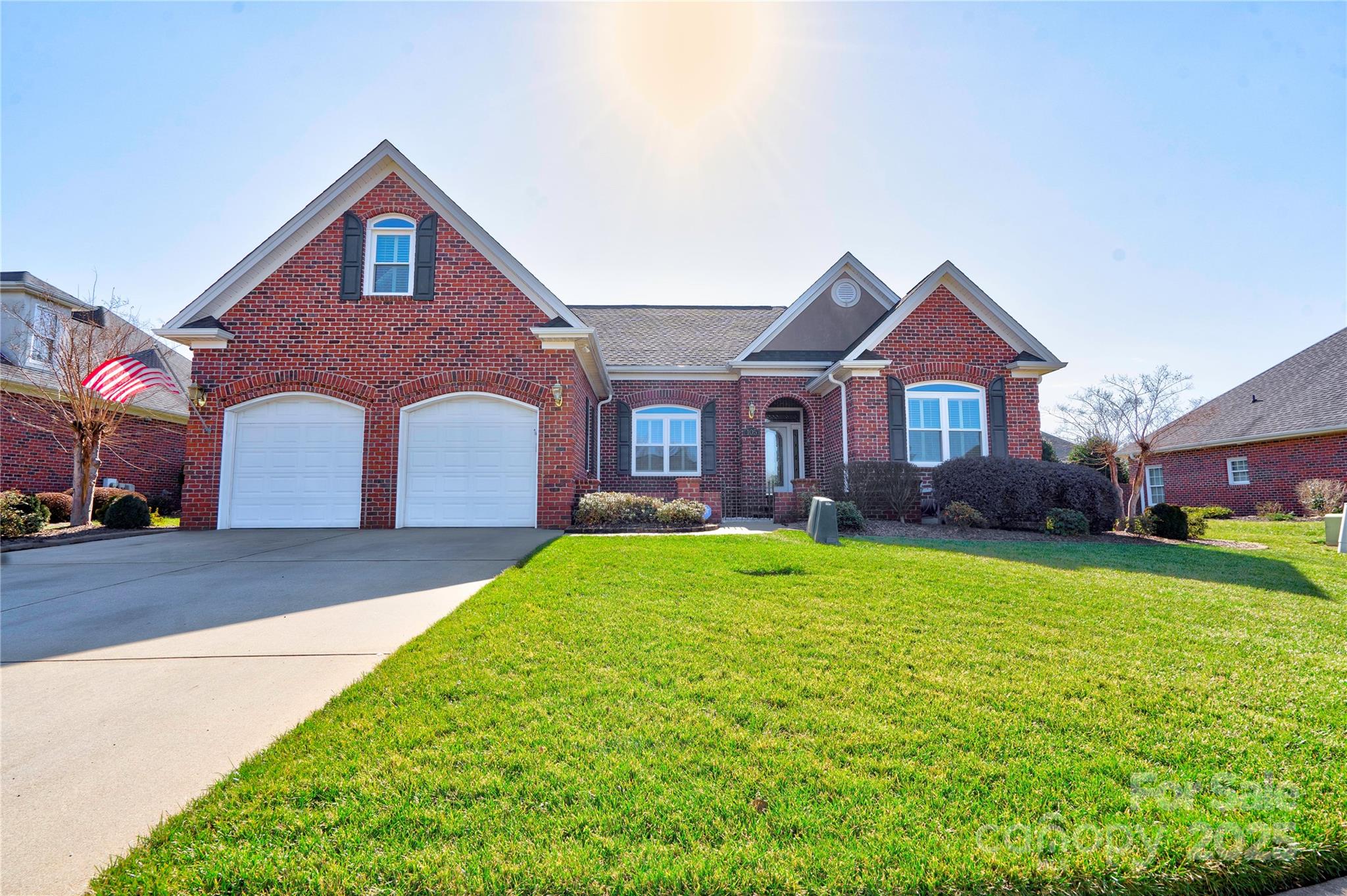 105 Plantation Court Property Photo