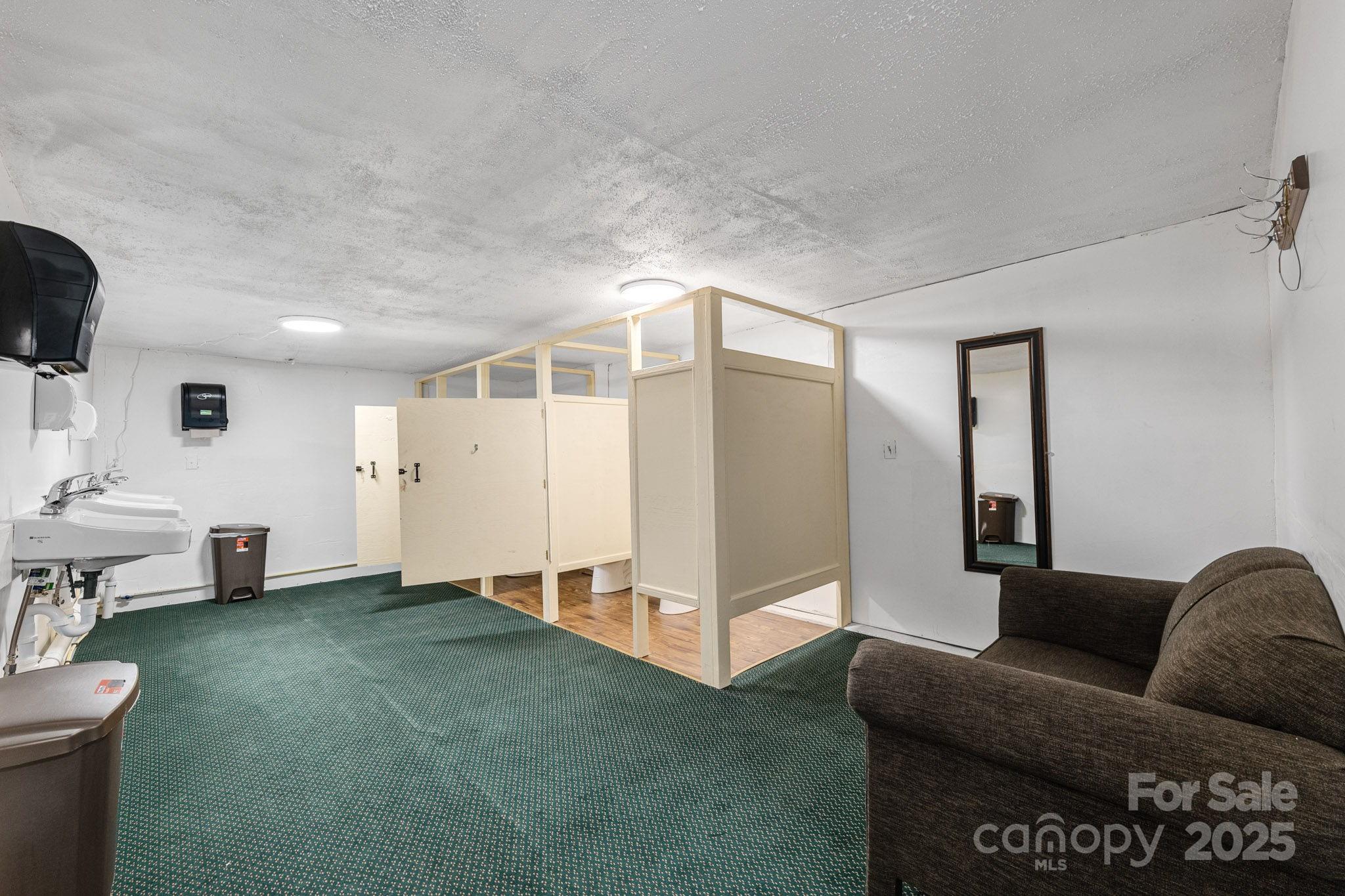 139 Twilight Road Property Photo 8