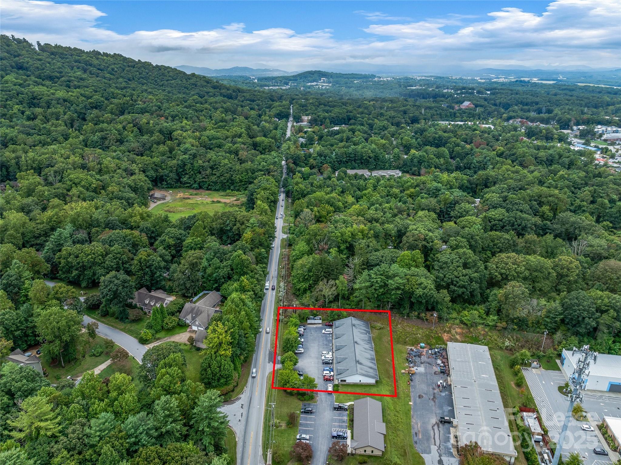 3179 Sweeten Creek Road Property Photo 4