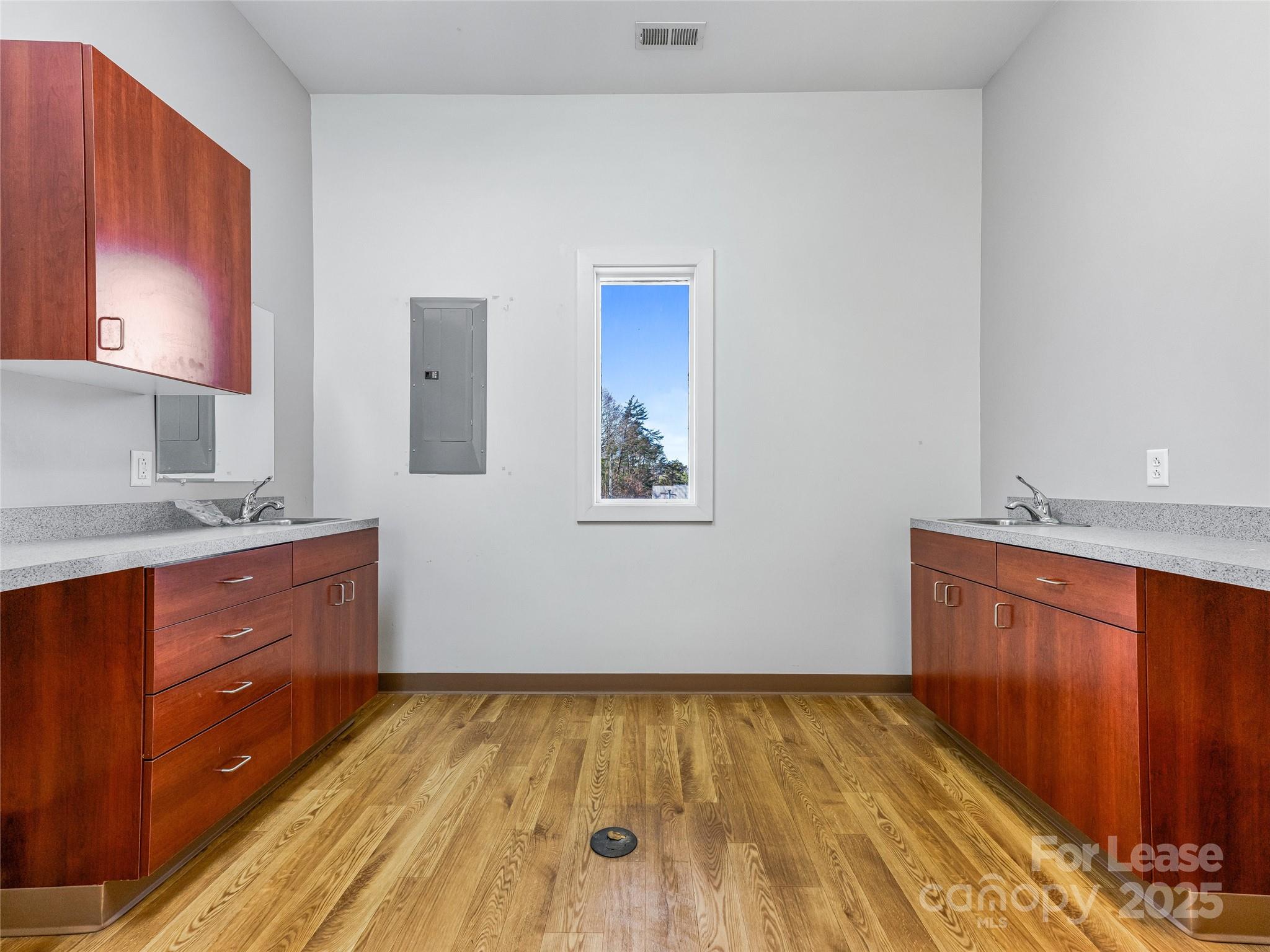 3179 Sweeten Creek Road Property Photo 20
