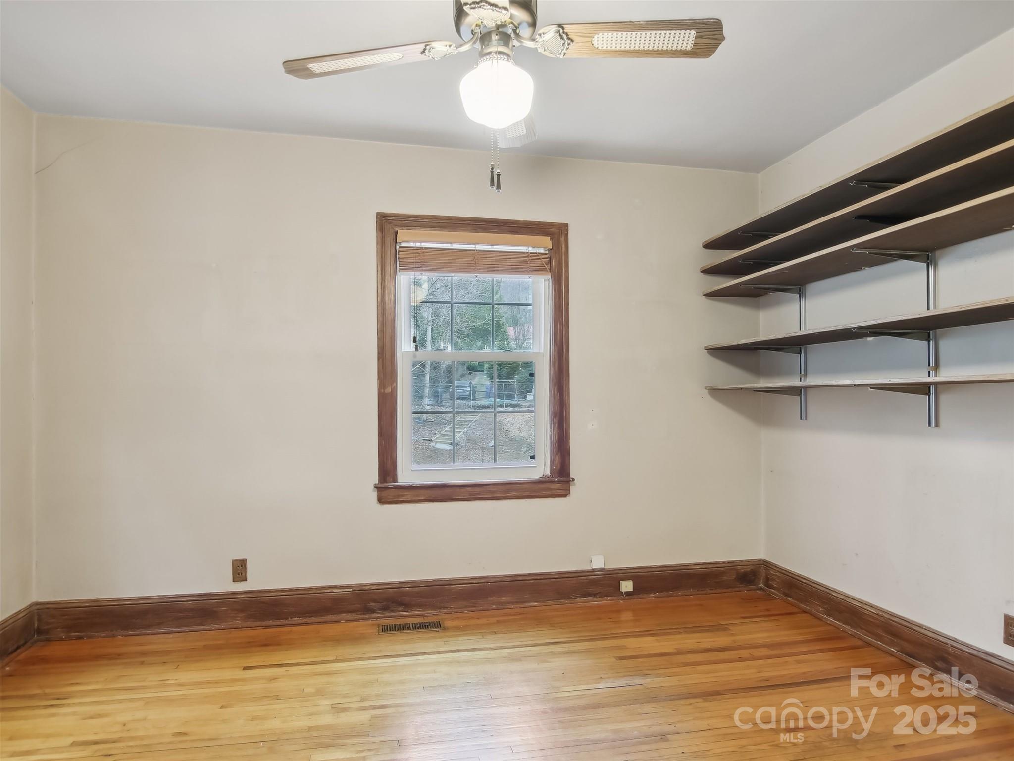 28 Kensington Drive Property Photo 19