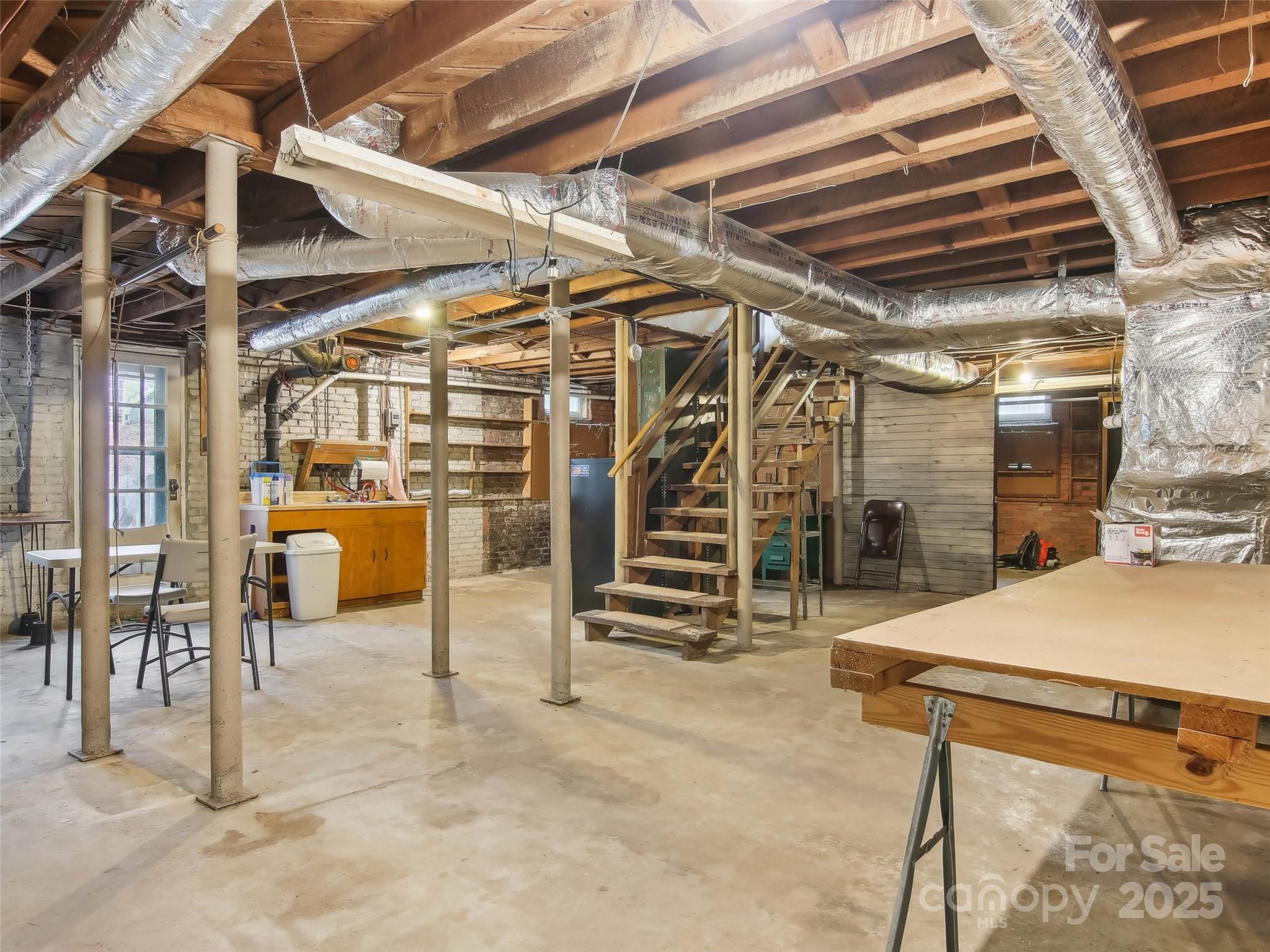 28 Kensington Drive Property Photo 22