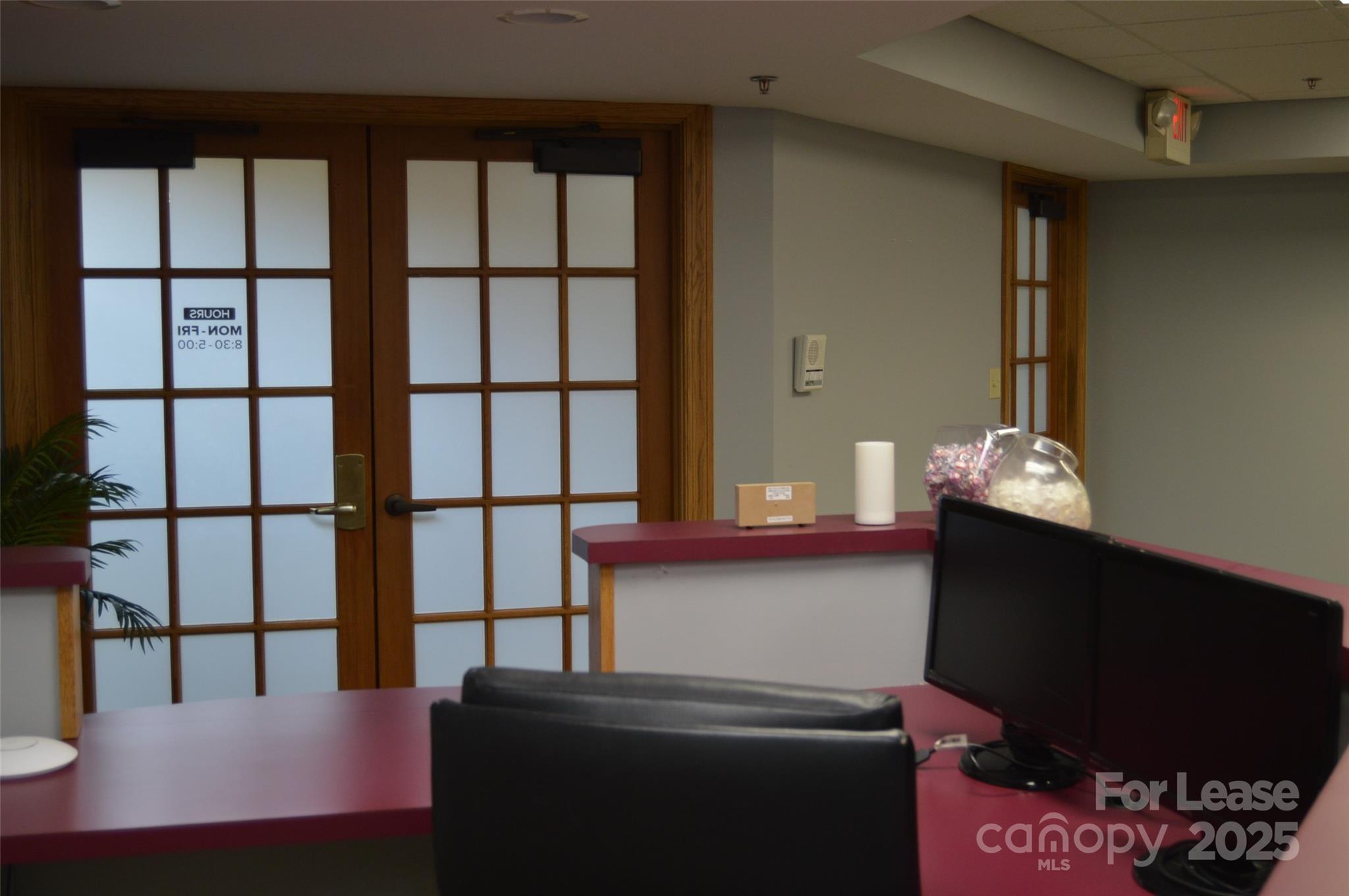 114 N Center Street 300 Property Photo 15
