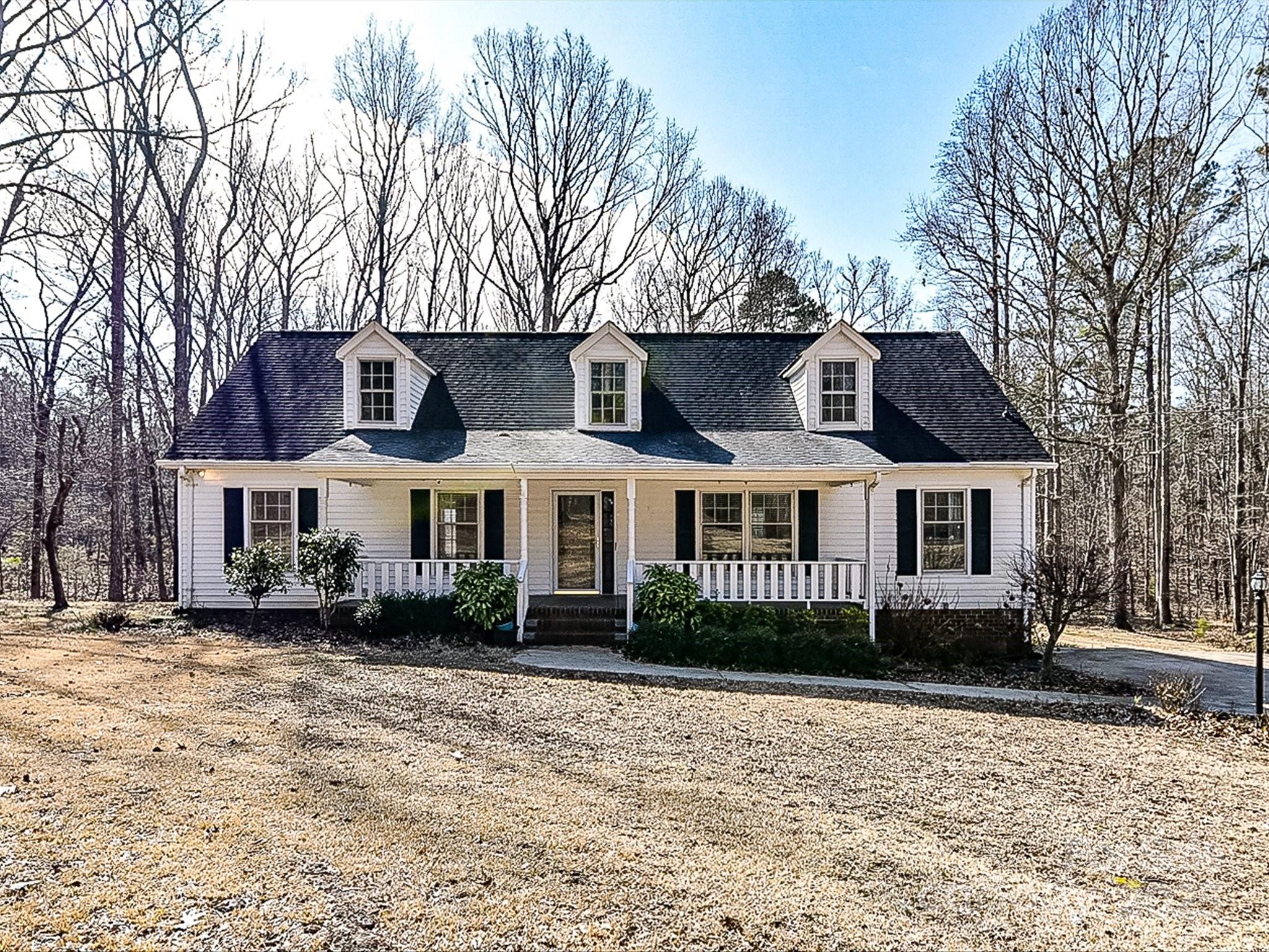 1098 Woodshire Court Property Photo