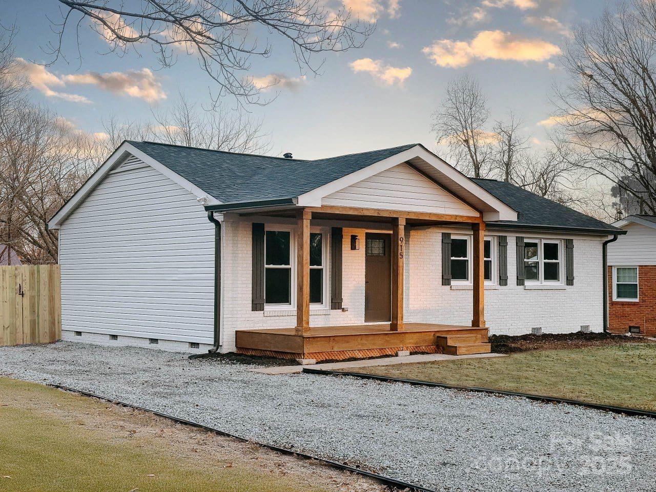 915 Tilden Road Property Photo