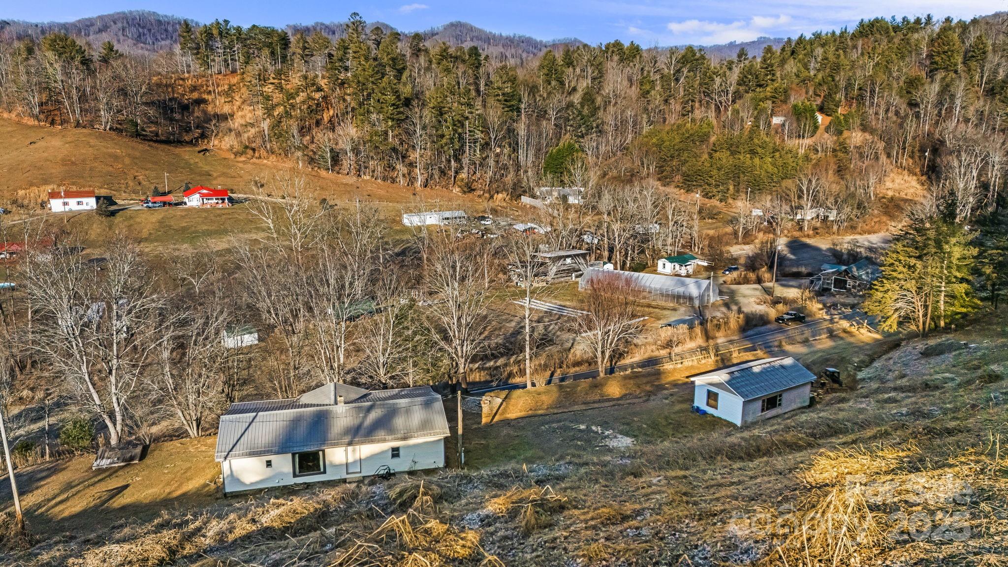 1178 E Fork Road Property Photo 4