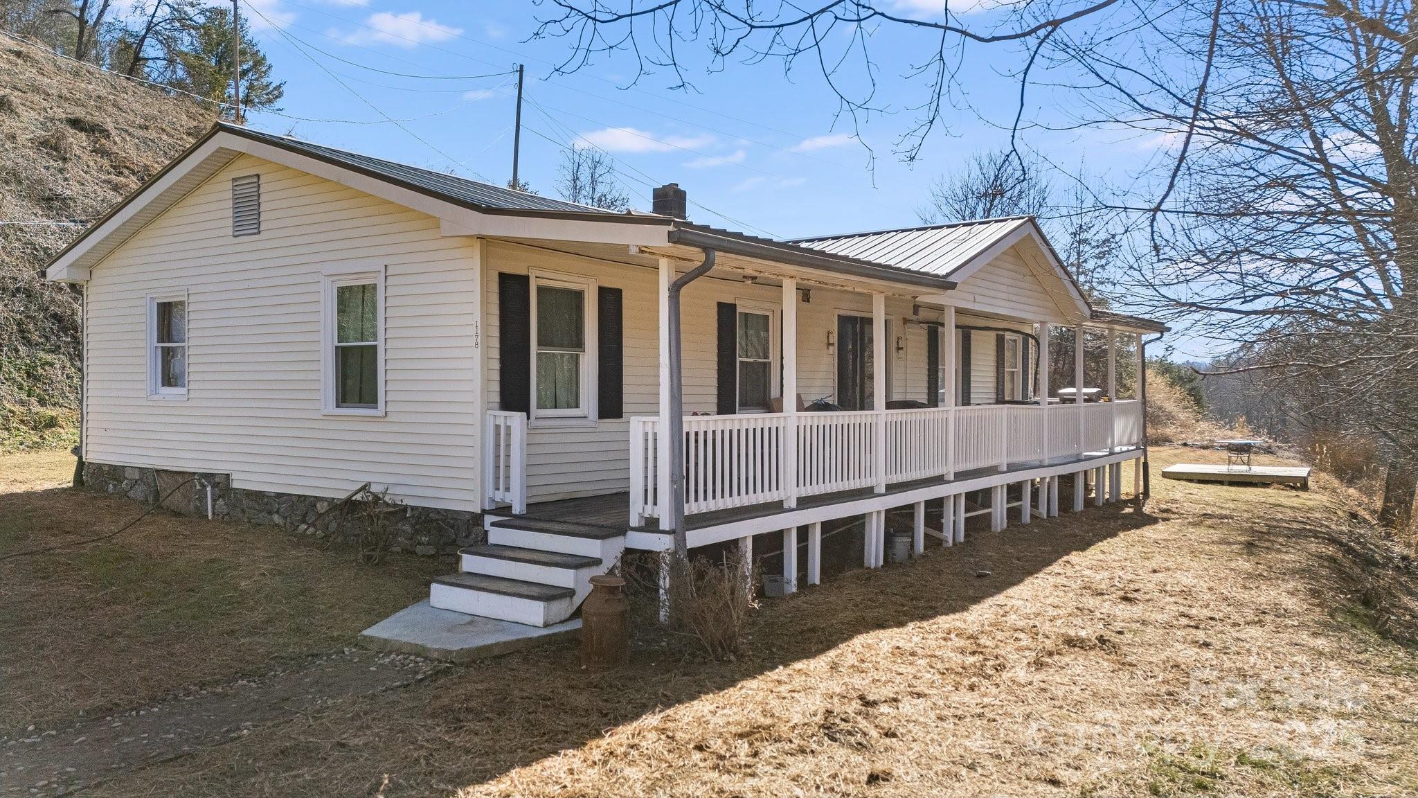 1178 E Fork Road Property Photo 6