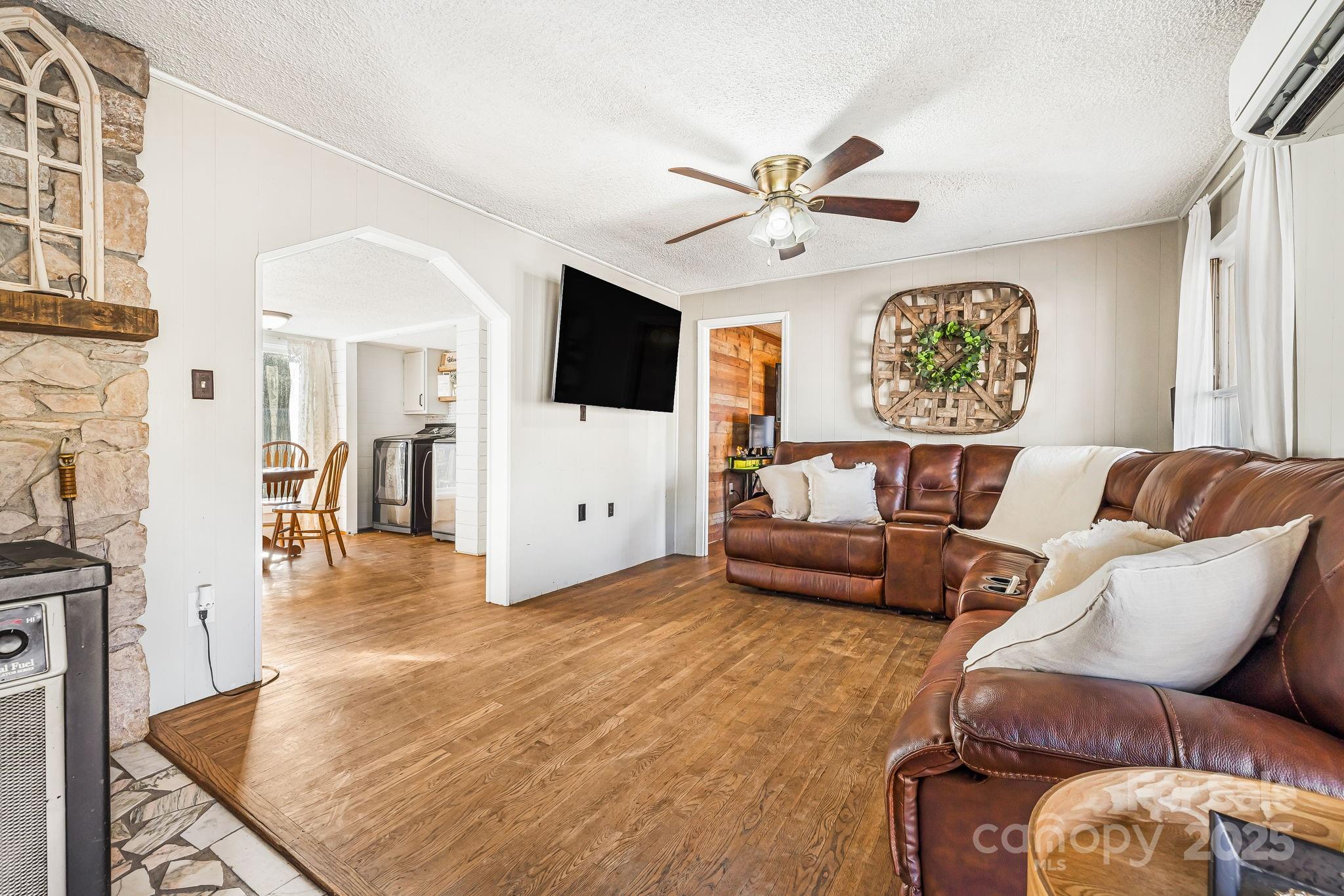 1178 E Fork Road Property Photo 14