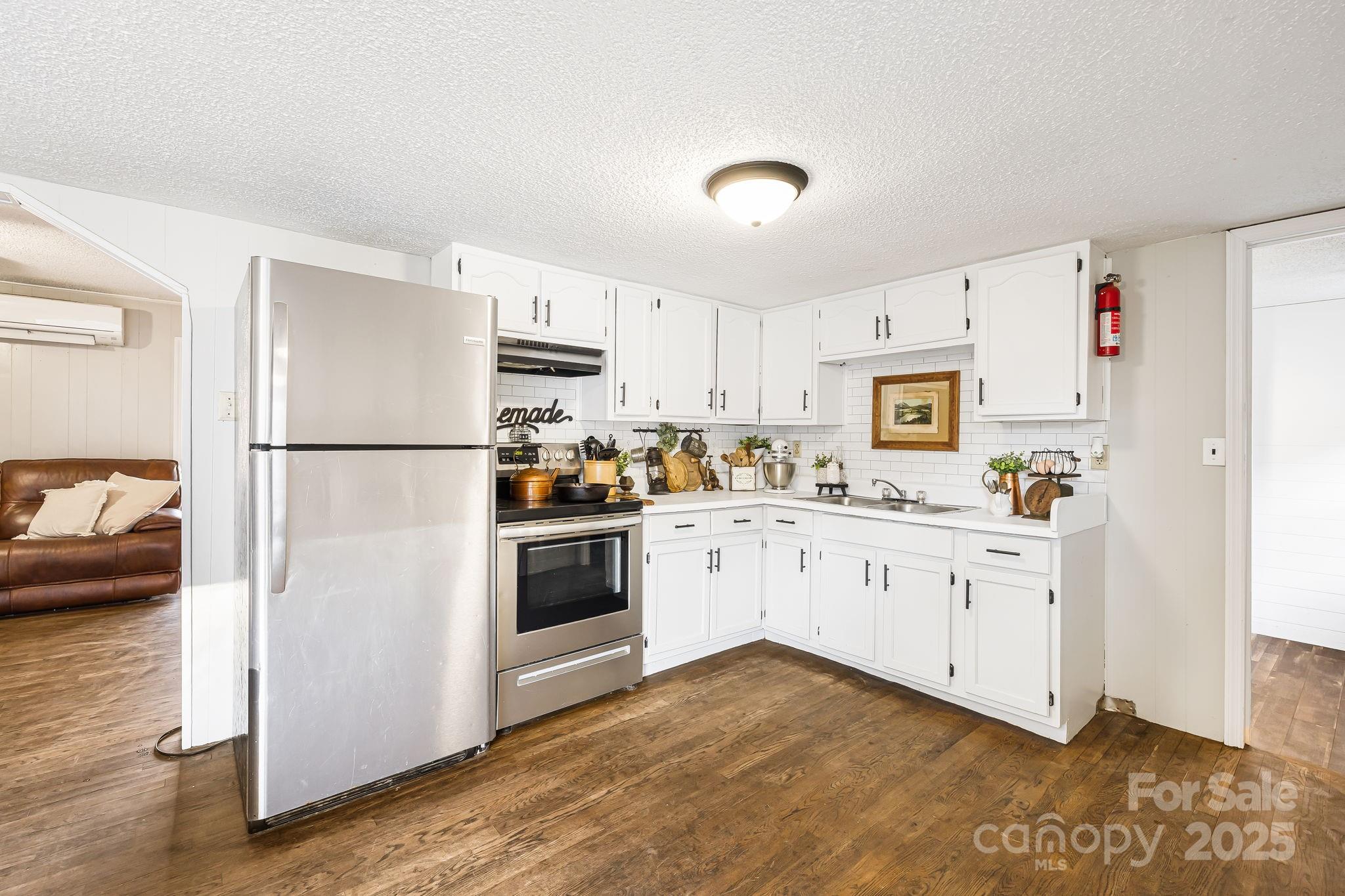 1178 E Fork Road Property Photo 20