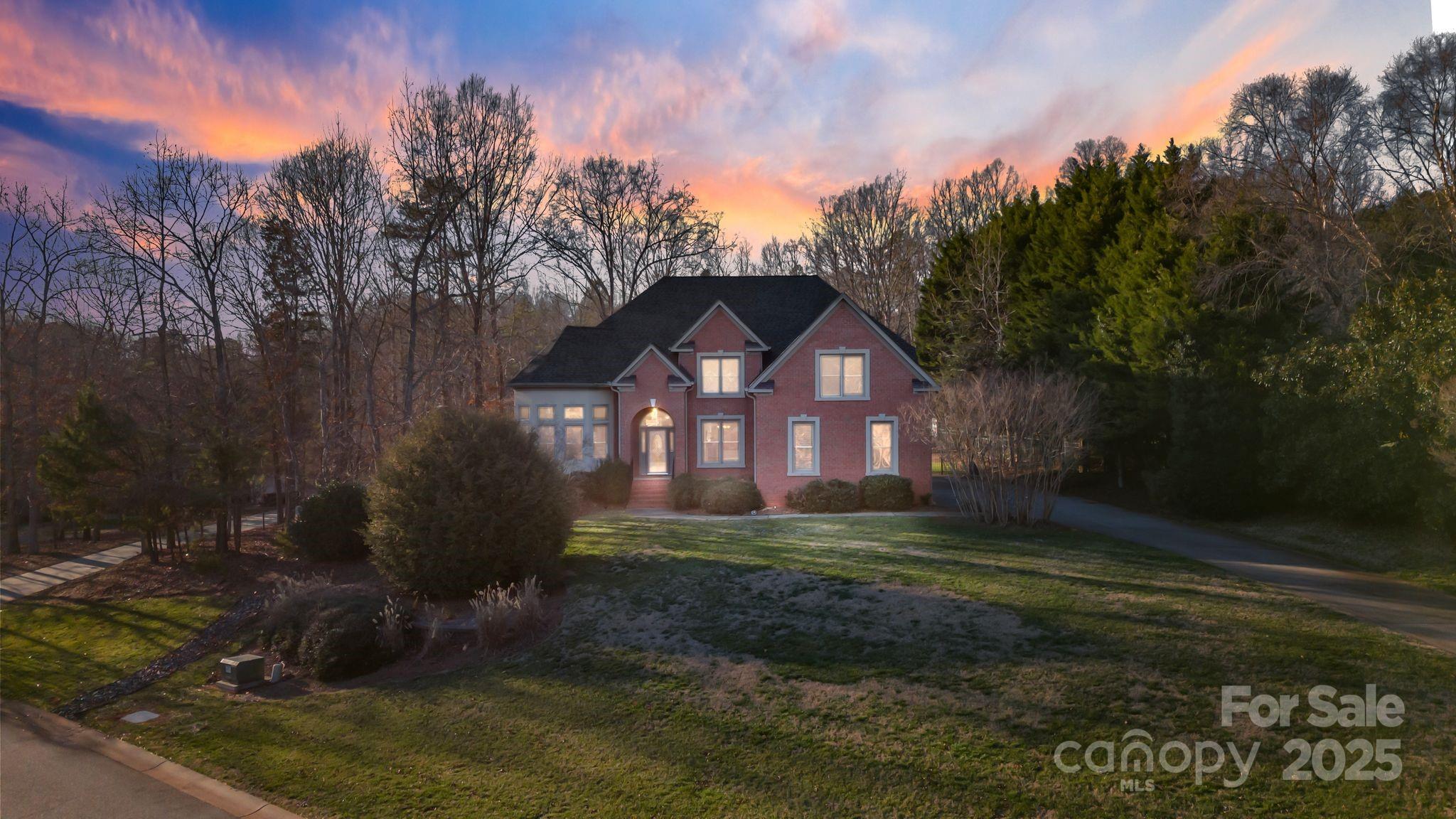 Weddington Real Estate Listings Main Image