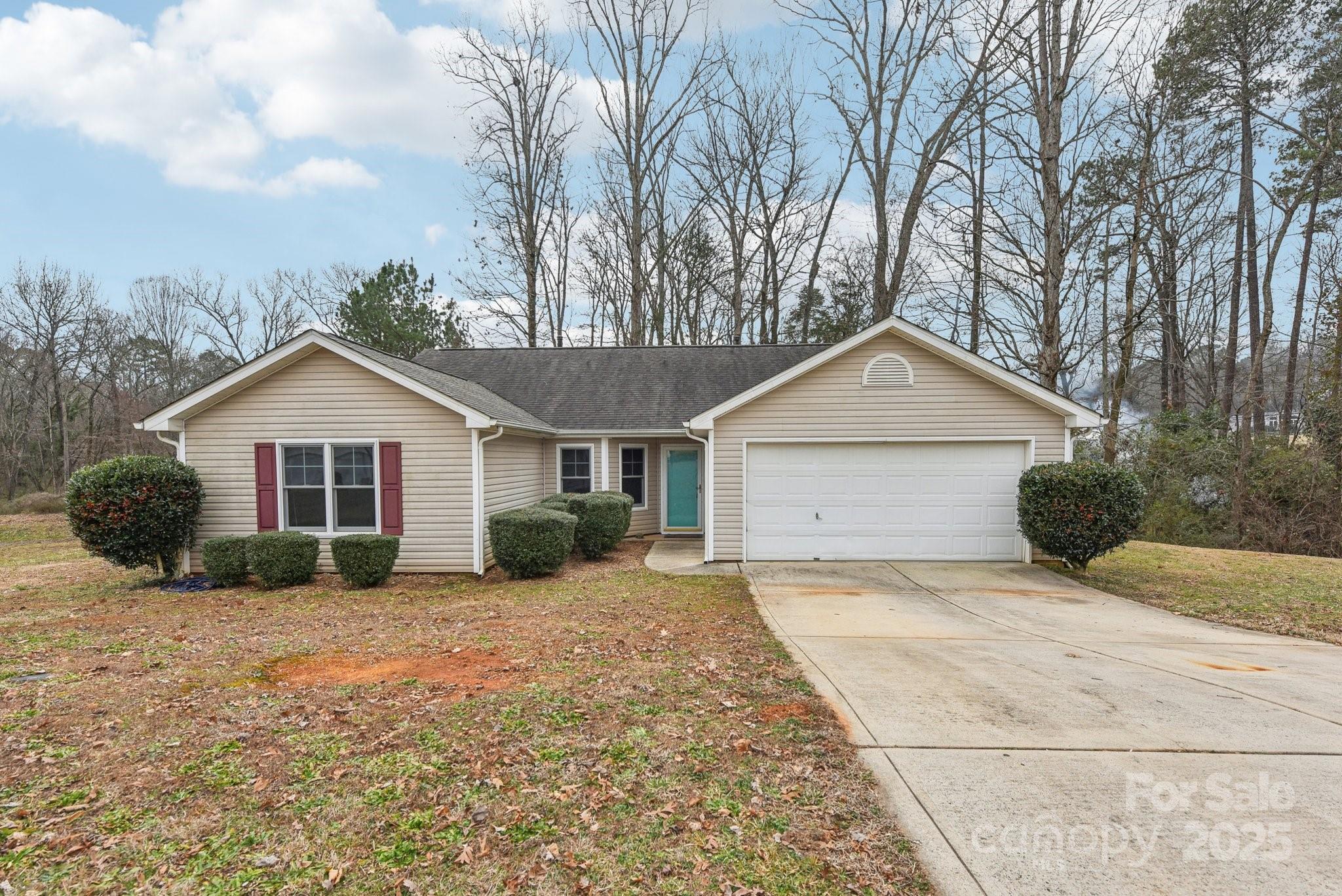 2364 Nuthatch Drive Property Photo