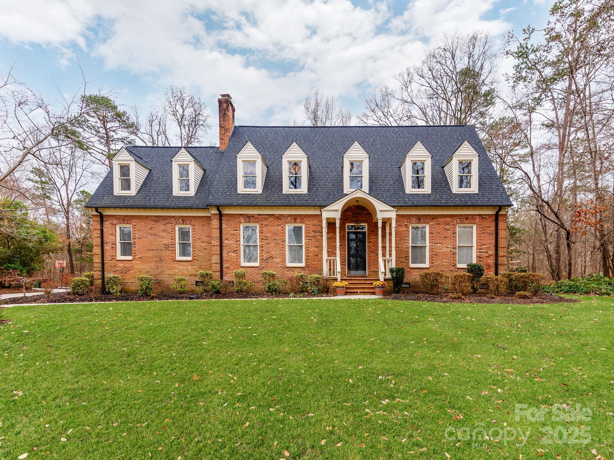 25 Blenheim Court Property Photo