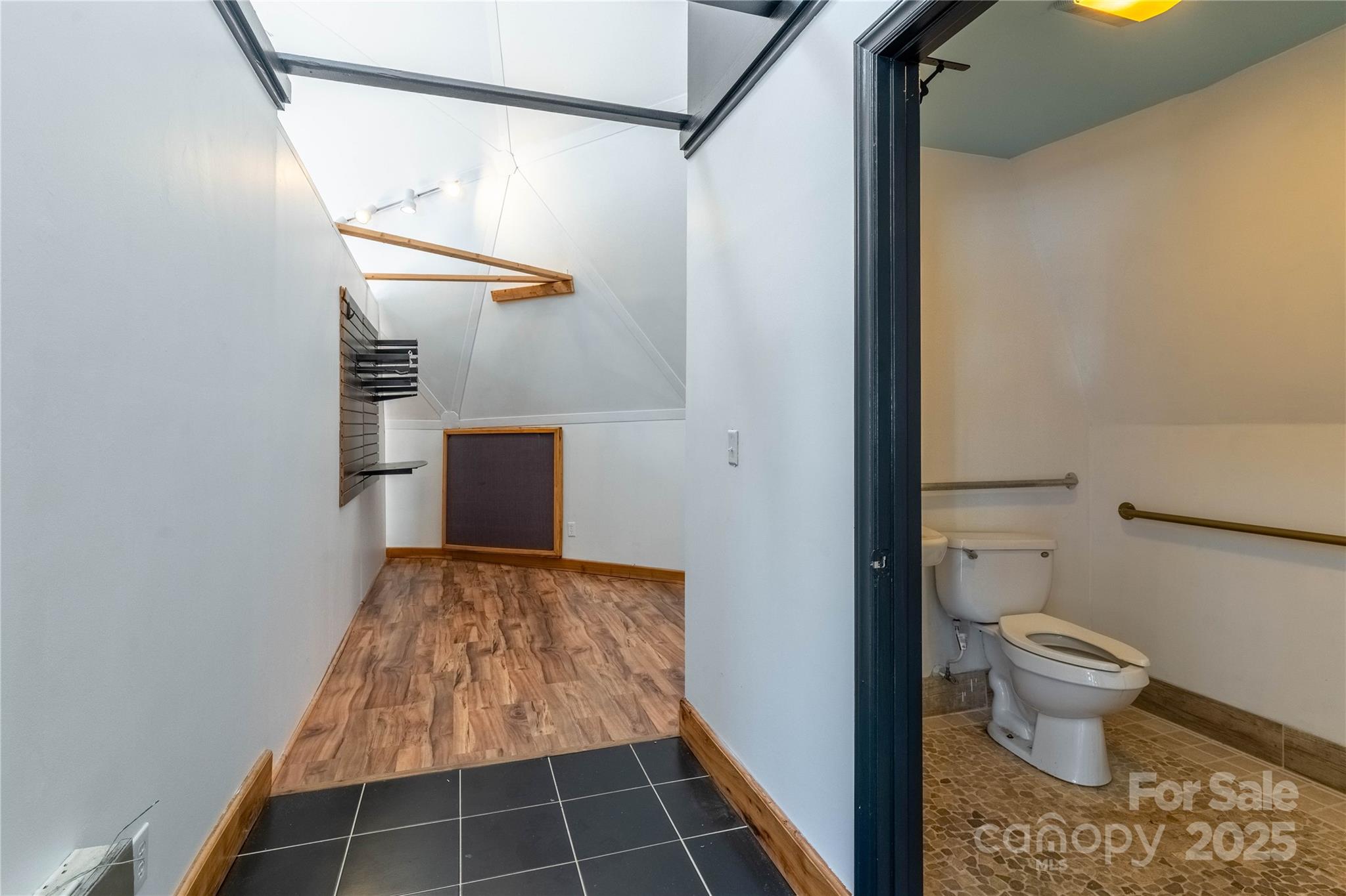 738 Merrimon Avenue Property Photo 7