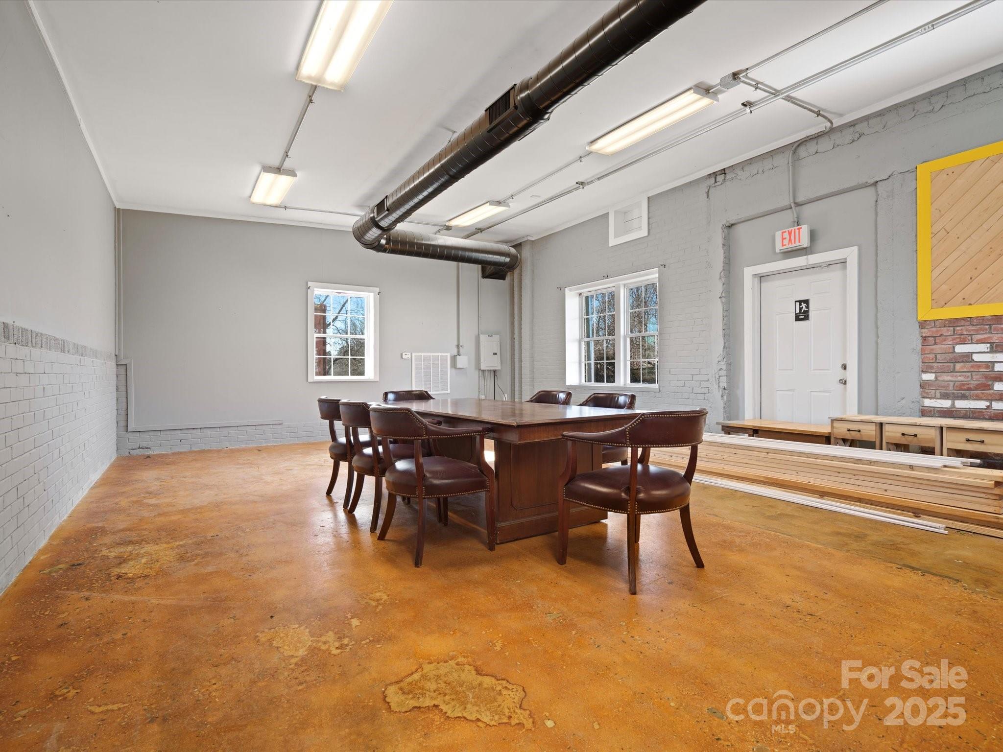 1535 Filbert Highway Property Photo 12