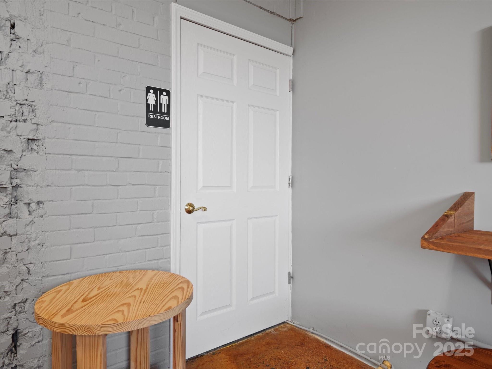 1535 Filbert Highway Property Photo 16