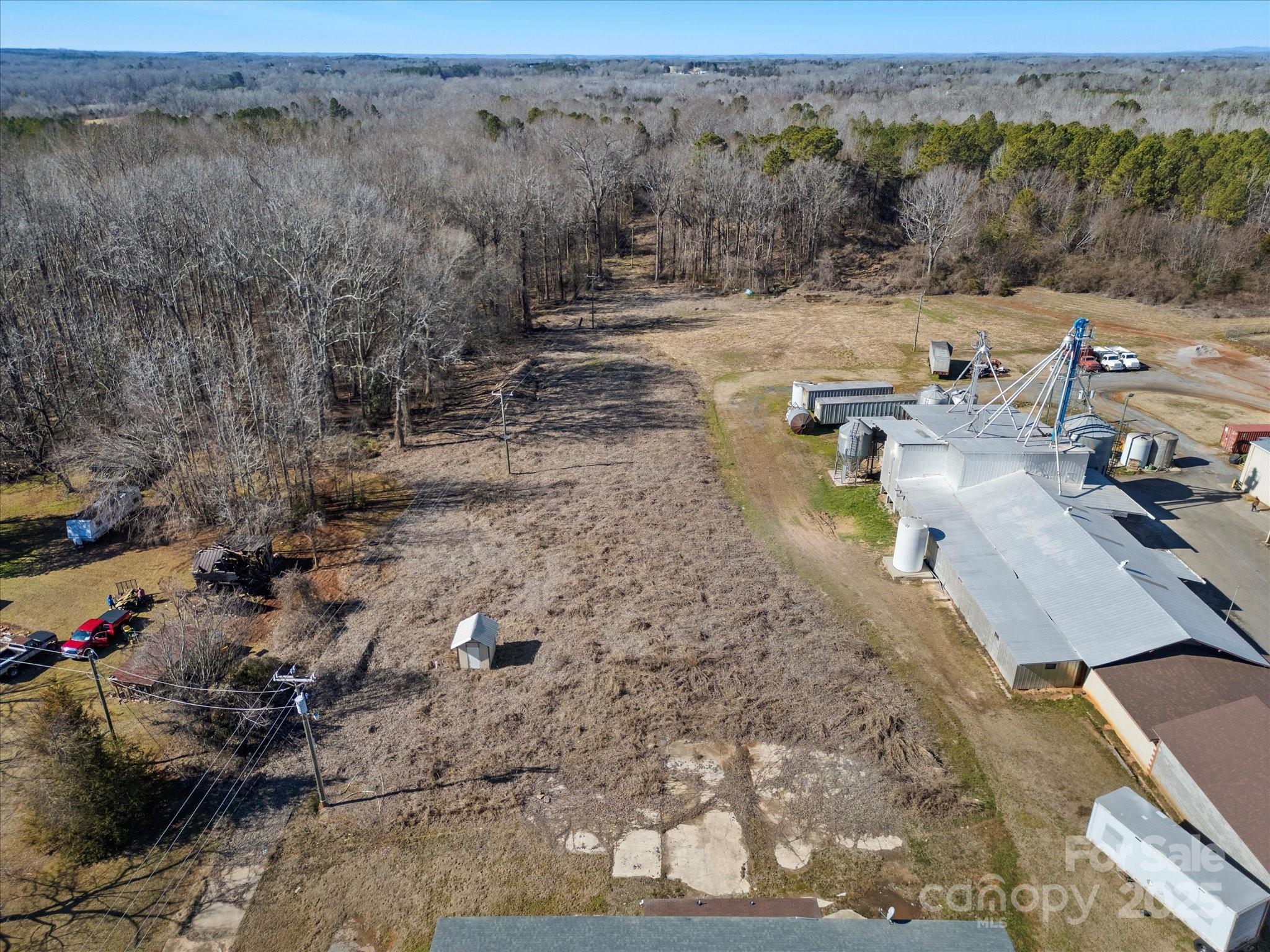 1535 Filbert Highway Property Photo 24