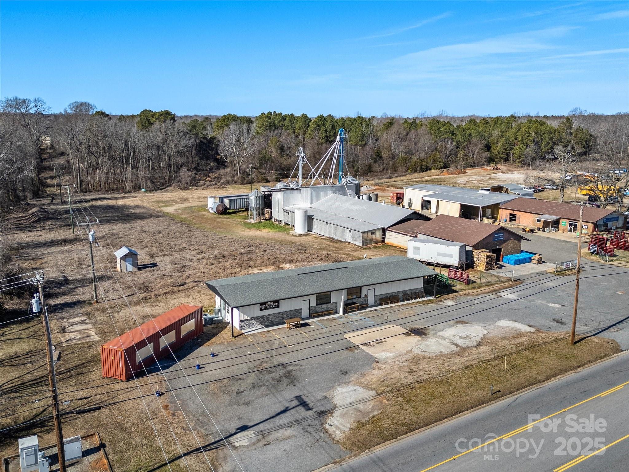 1535 Filbert Highway Property Photo 30