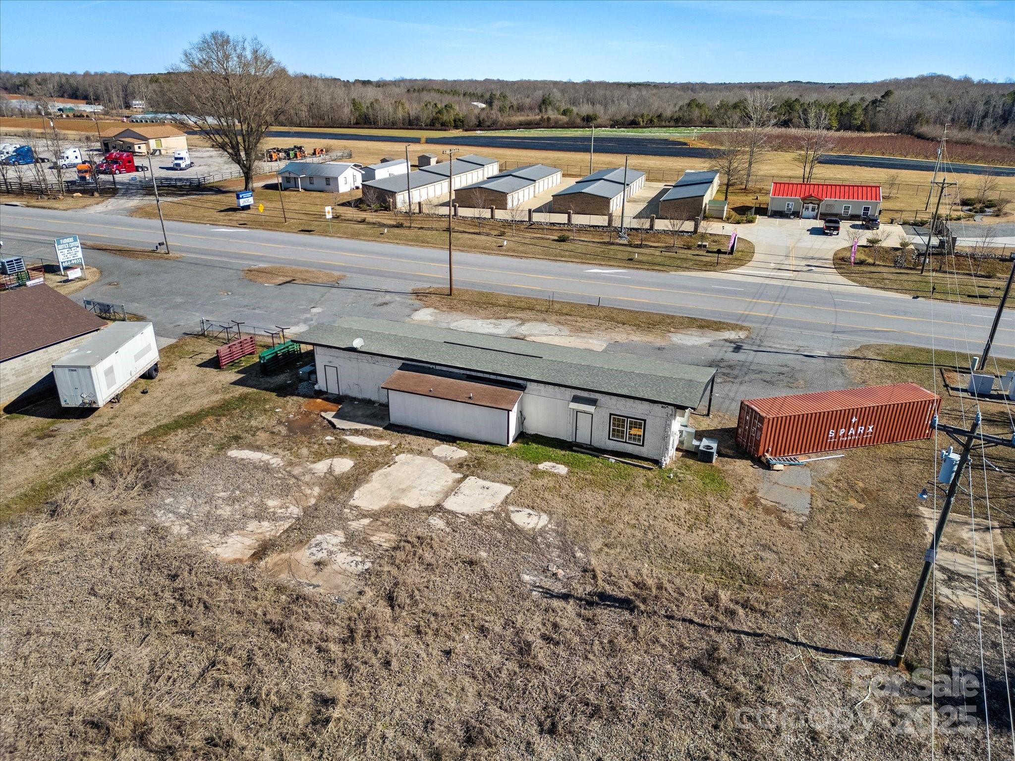 1535 Filbert Highway Property Photo 36