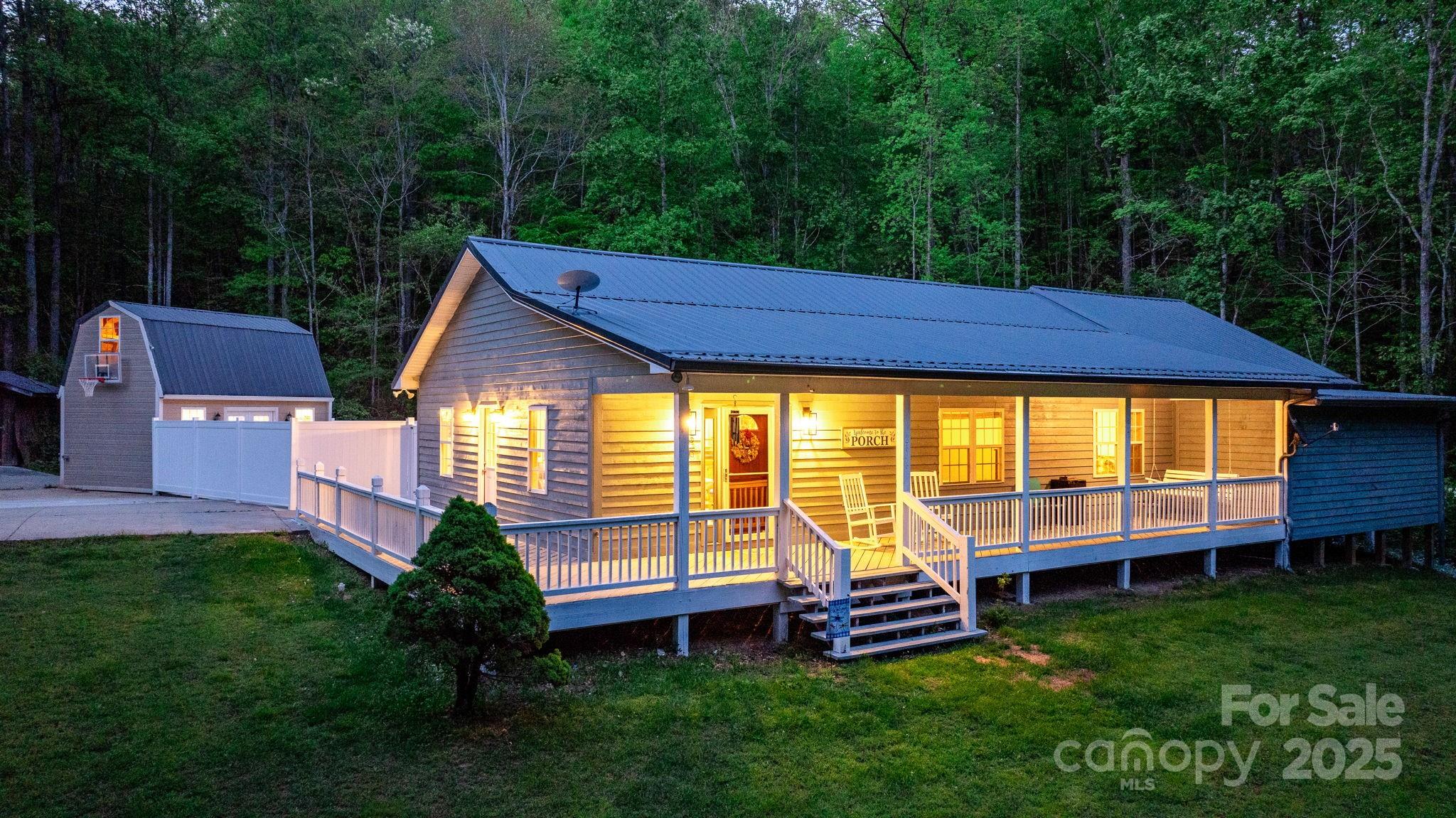 2646 Bill Tuttle Road Property Photo
