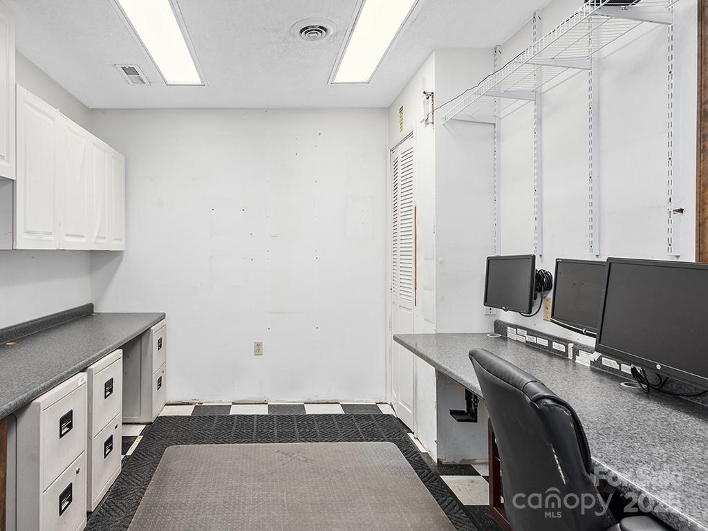 1473 Patton Avenue Property Photo 15